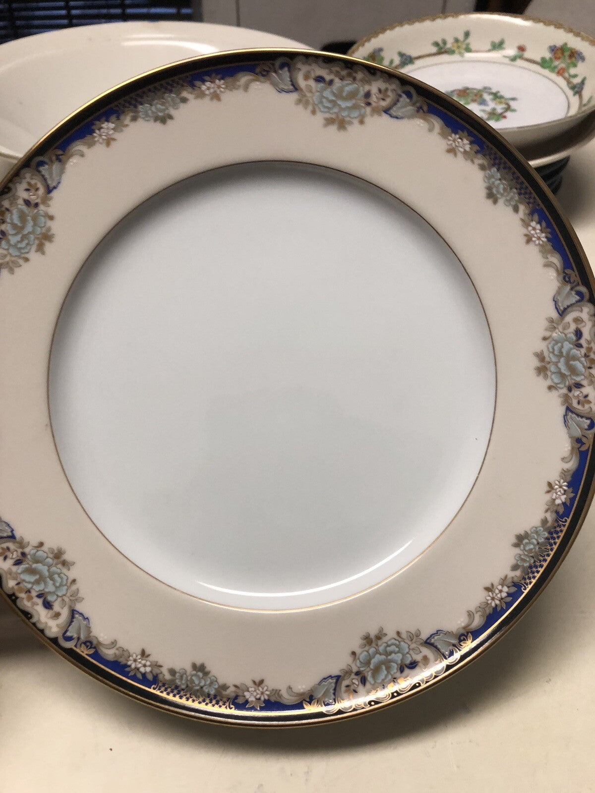 Mikasa Kingsley Rimmed Salad Plate LAC28 Blue & Gold Trim 8.5” Lot Of 20