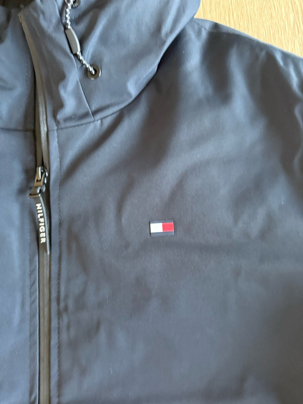 Black Tommy Hilfiger windbreaker jacket  Size L 2