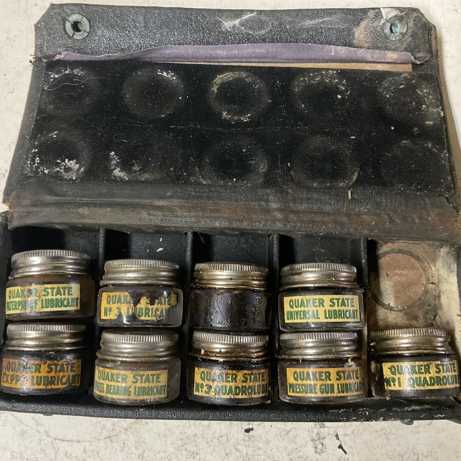 VINTAGE QUAKER STATE GREASES - QUAKER STATE GREASES SAMPLER PACK -1