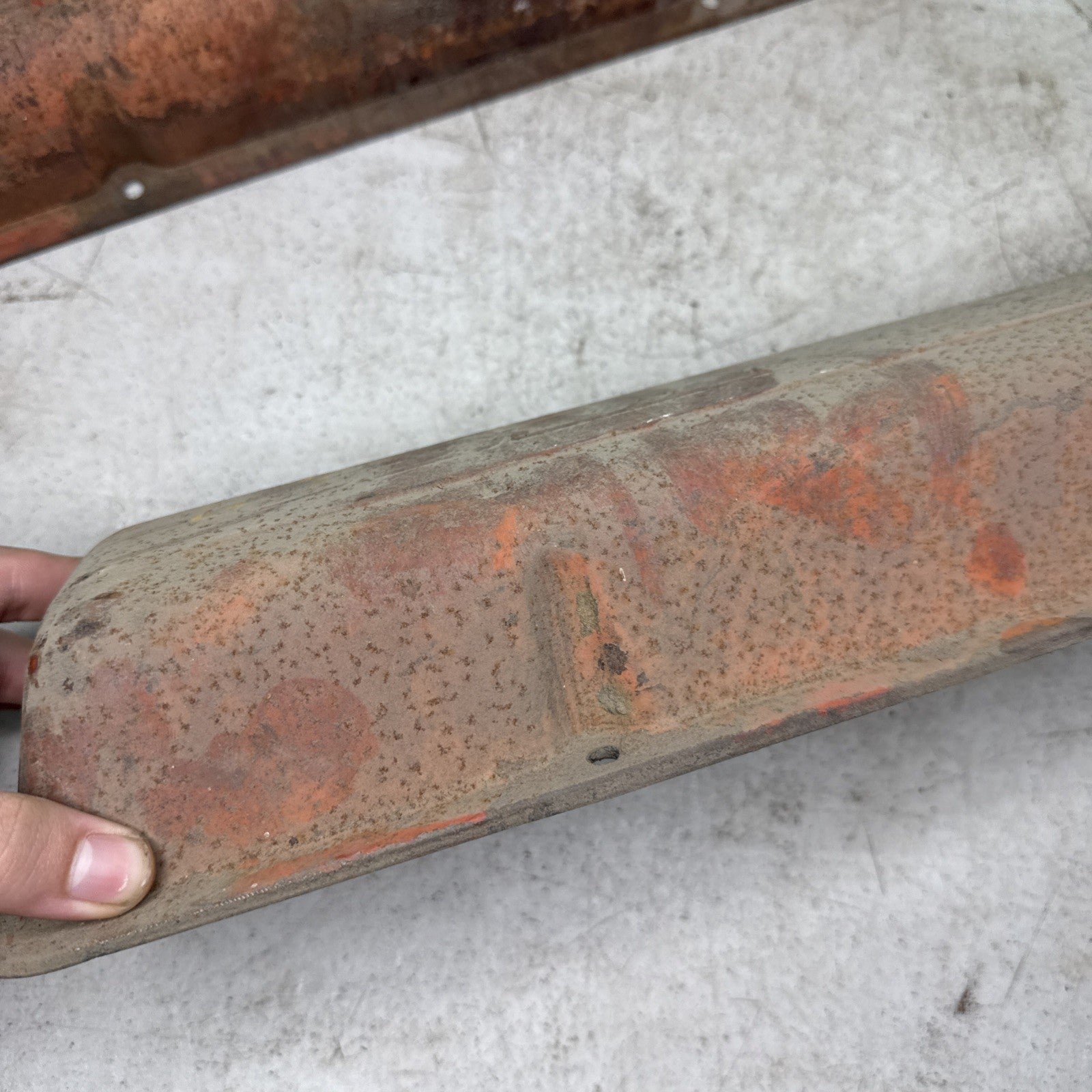 Chevrolet Smallblock OEM Script Valve Covers 1959-1967 ORANGE4