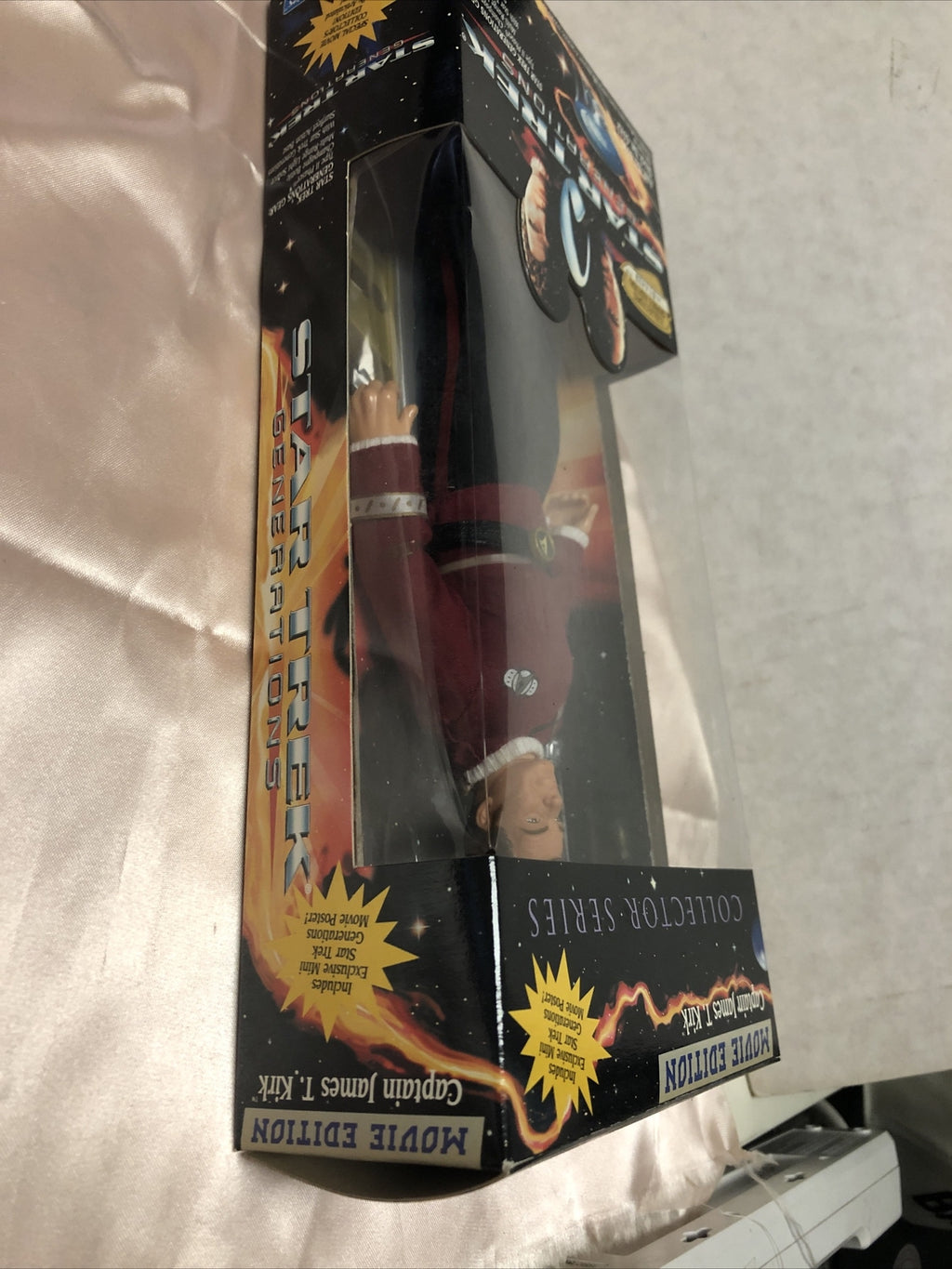 Star Trek CAPTAIN JAMES T KIRK MOVIE EDITION Playmates Action Figure5