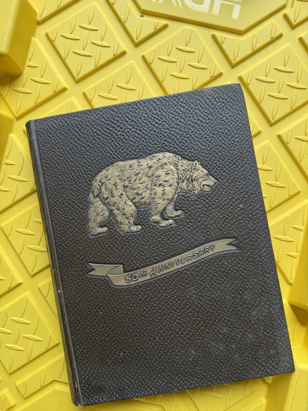 Blue and Gold Vol 75 80th Anniversary University of California Berkeley 19481