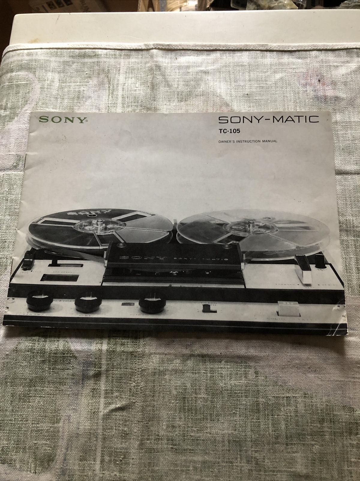 Vintage Sony-Matic TC-105 Owners Manual0