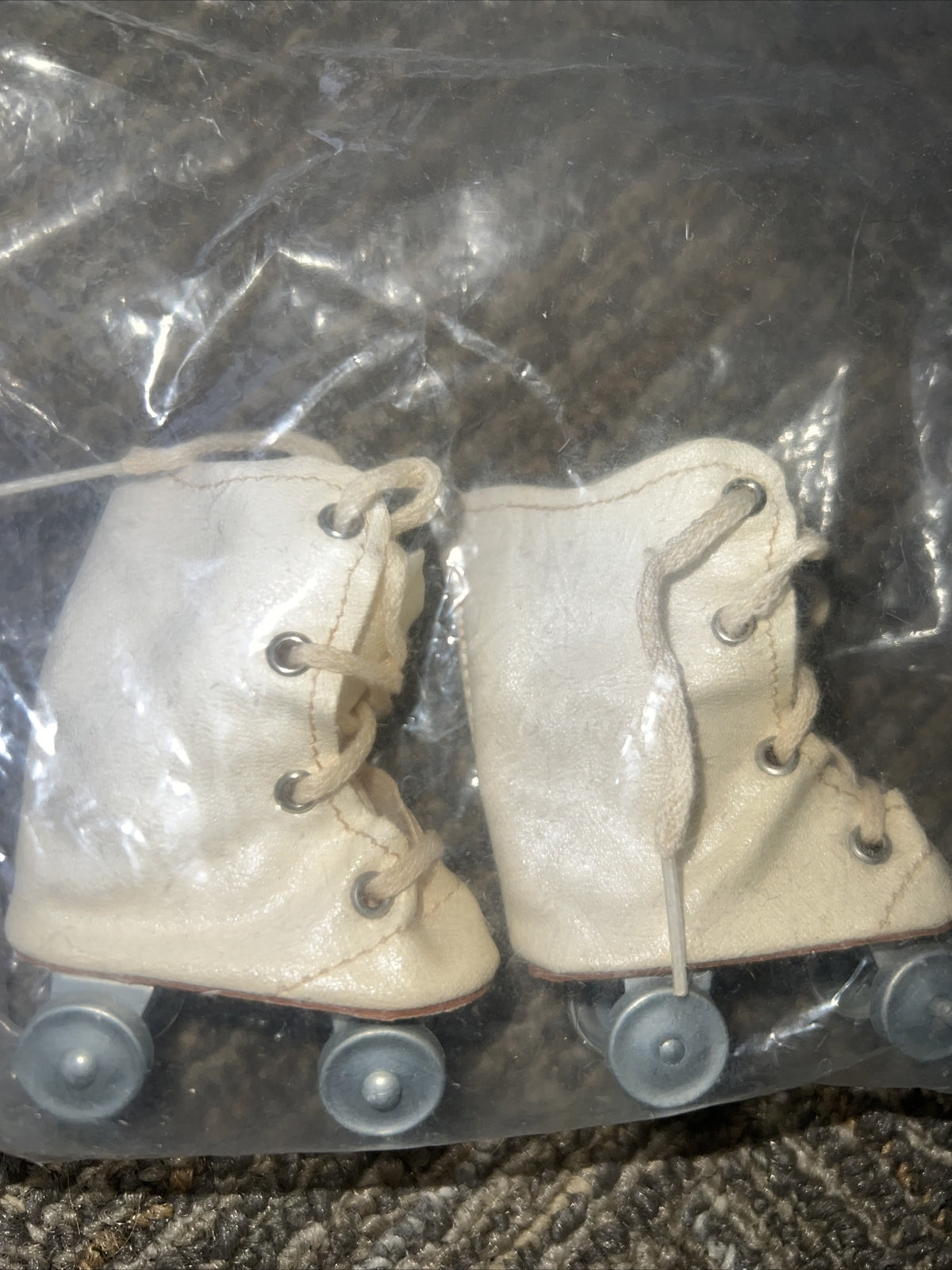 Antique White Laced Leather Roller Skates For Doll - Antique Doll Shoes4