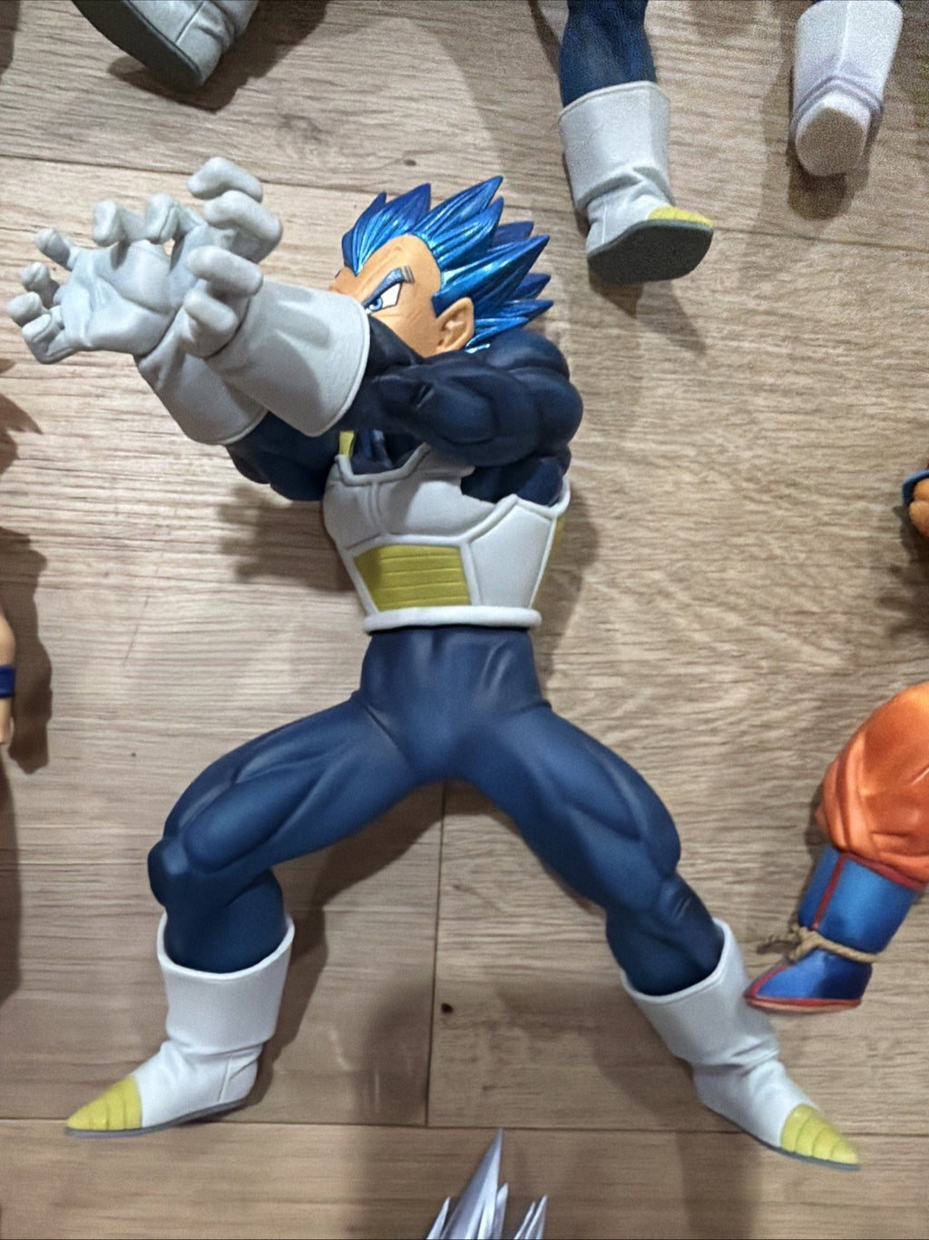 Bandai Masterlise Dragon ball Z Figure Bundle Goku Vegeta Gohan Cell8