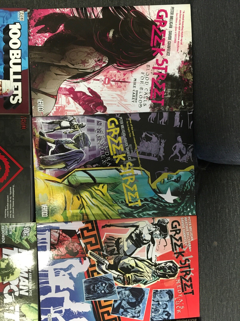 Lot of 10 DC & VERTIGO COMICS 100 Bullets; Human Target; Unknown Soldier; Batman2