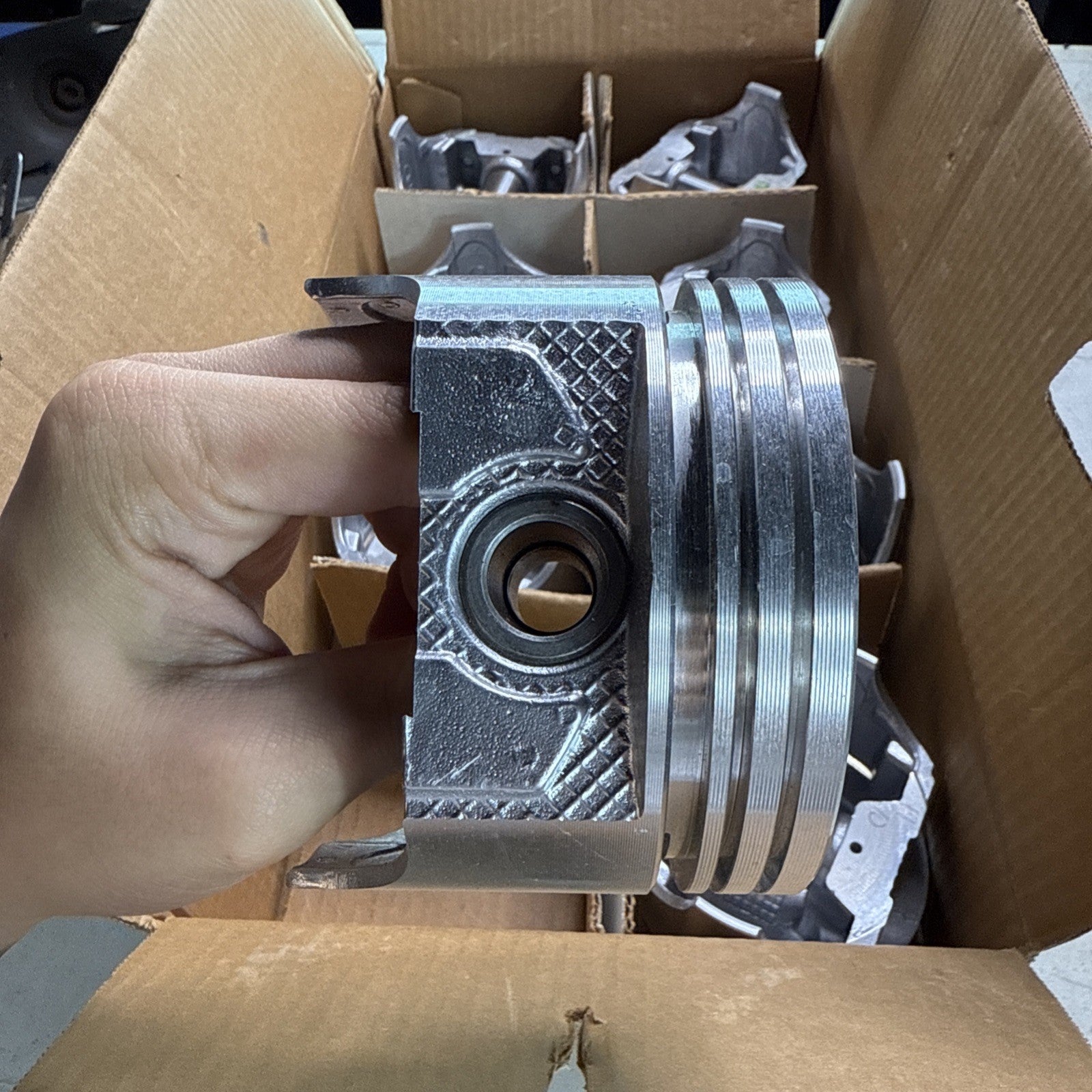 Badger Pistons P557-020 Diamond Turned 4.0200 Minimum Bore Size2