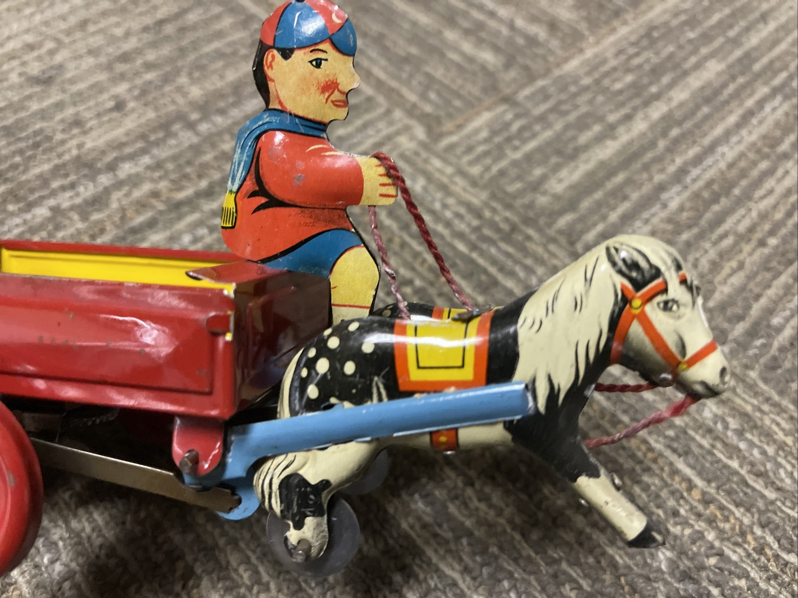 1940’s Trotty Trotty Mechanical pony cart Vintage England no box.￼7