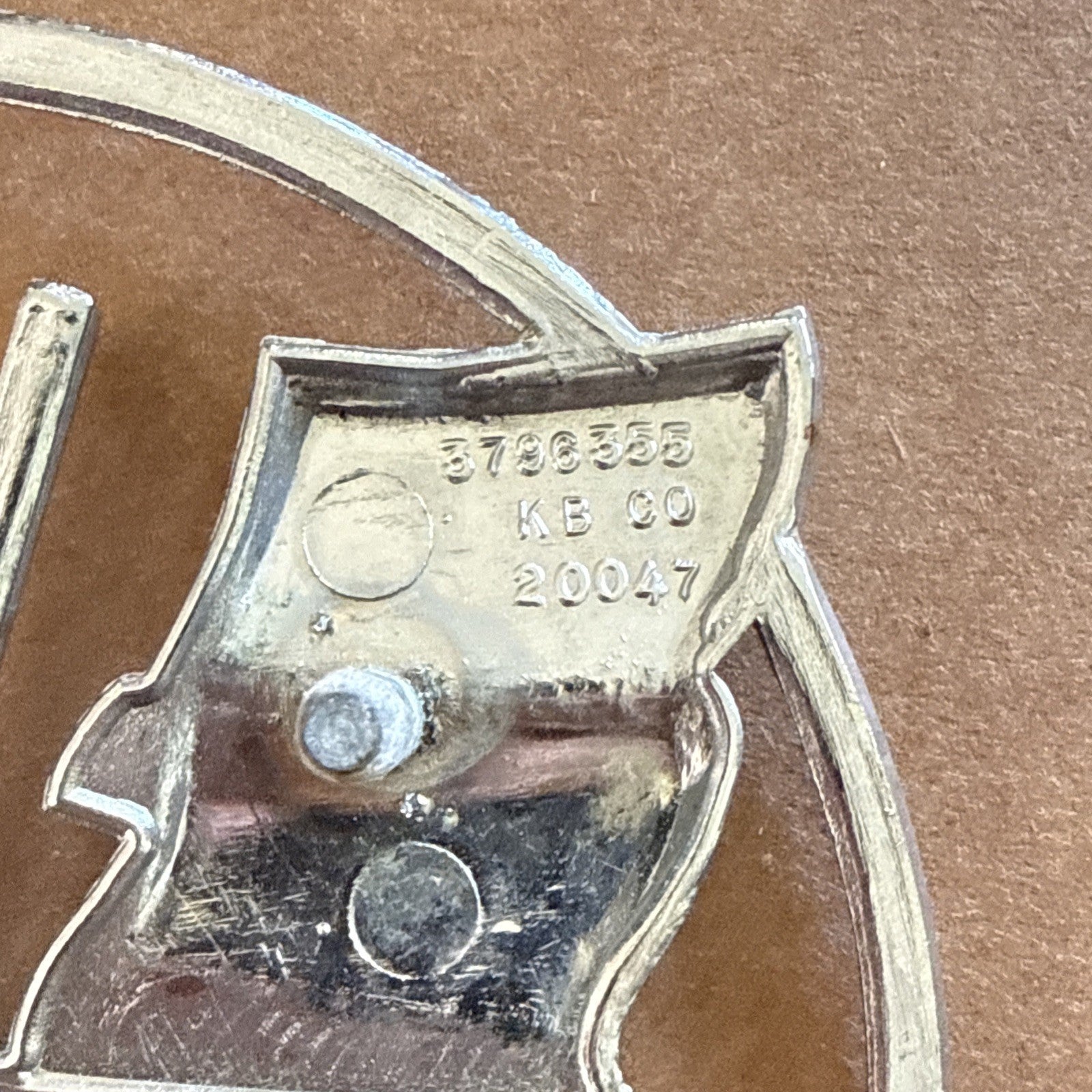 Front Nose Hood Emblem Chrome Flags 1962 Corvette4