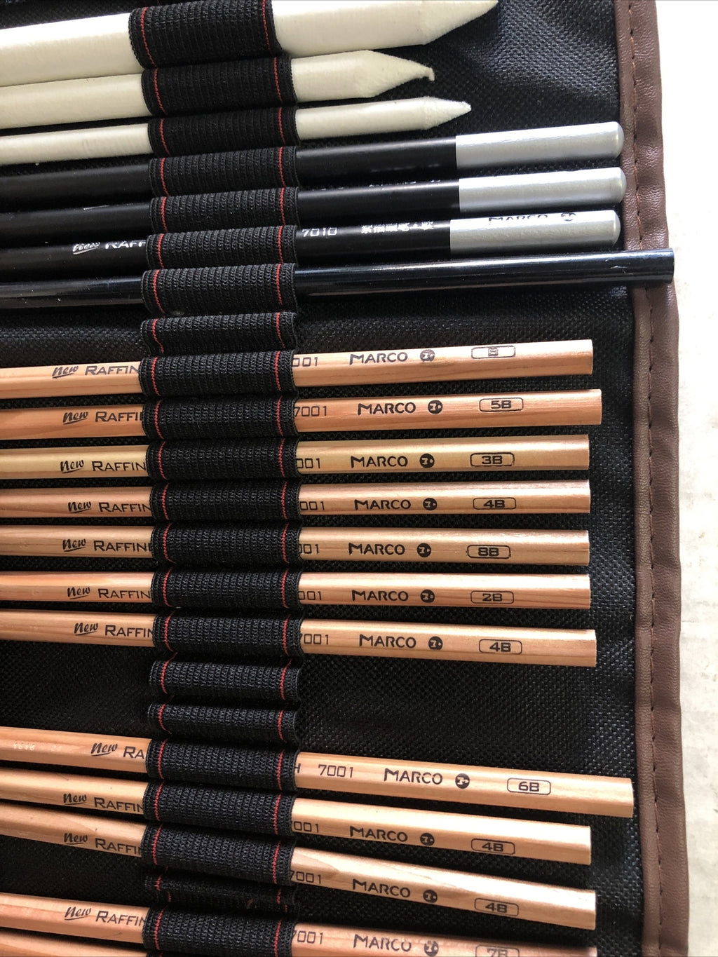 Raffine Marco Art Sketch Pencil Set With Case Not Complete2