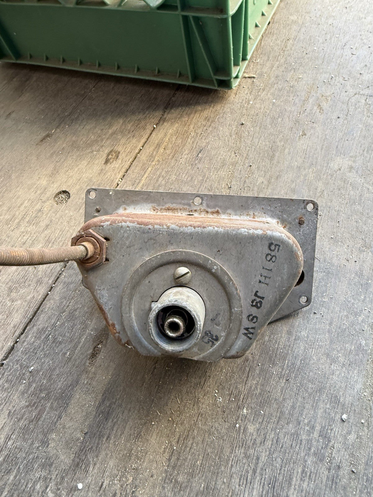 Vintage 1940s Vintage Ford Mechanical Speedometer3