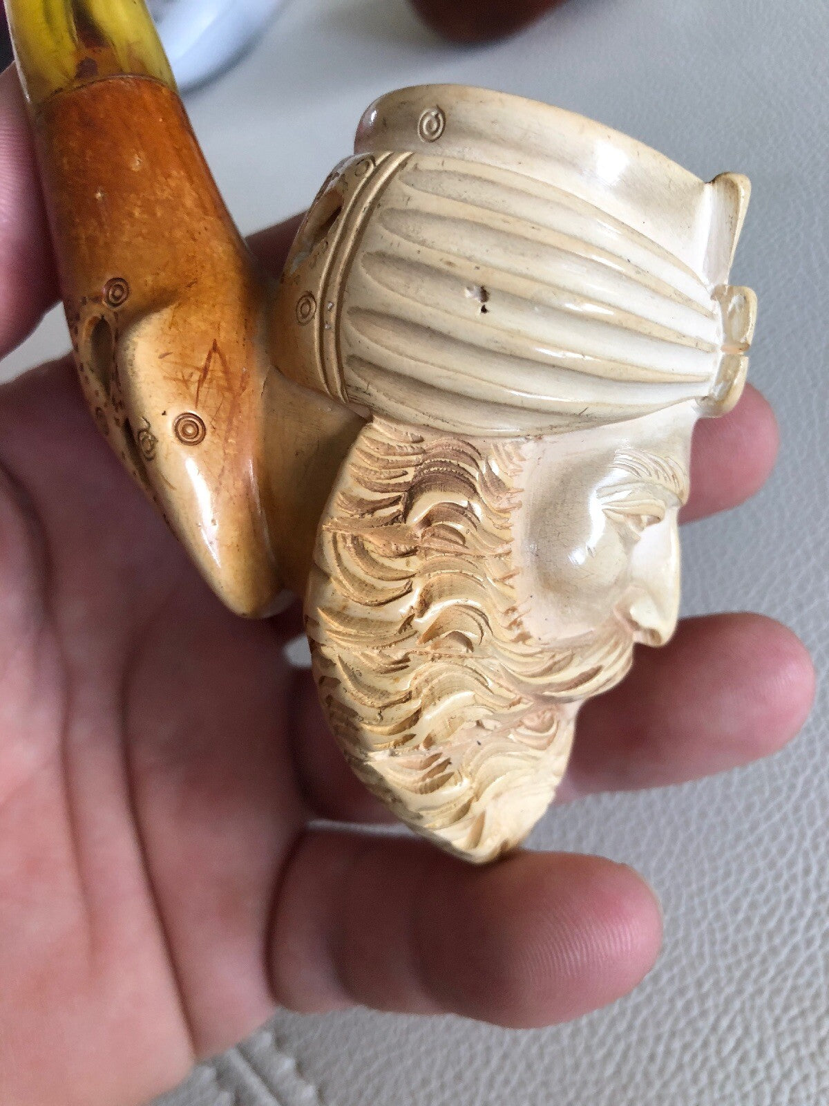 Antique Carved Figural Sultan Meerschaum Pipe High Detail Egg Yolk Stem6