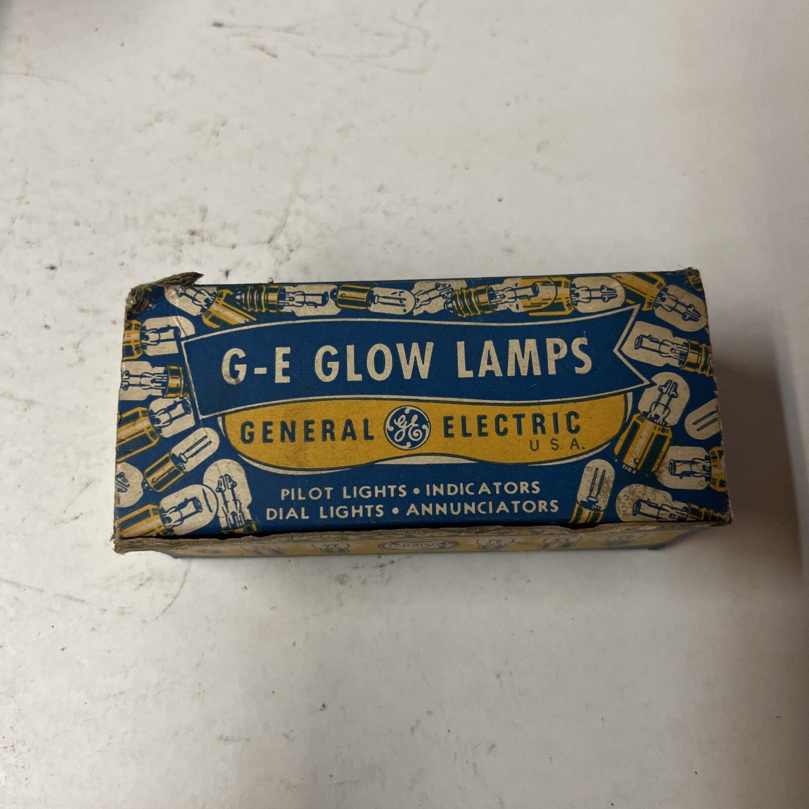 VINTAGE GENERAL ELECTRIC G-E Glow lamps   1920s0