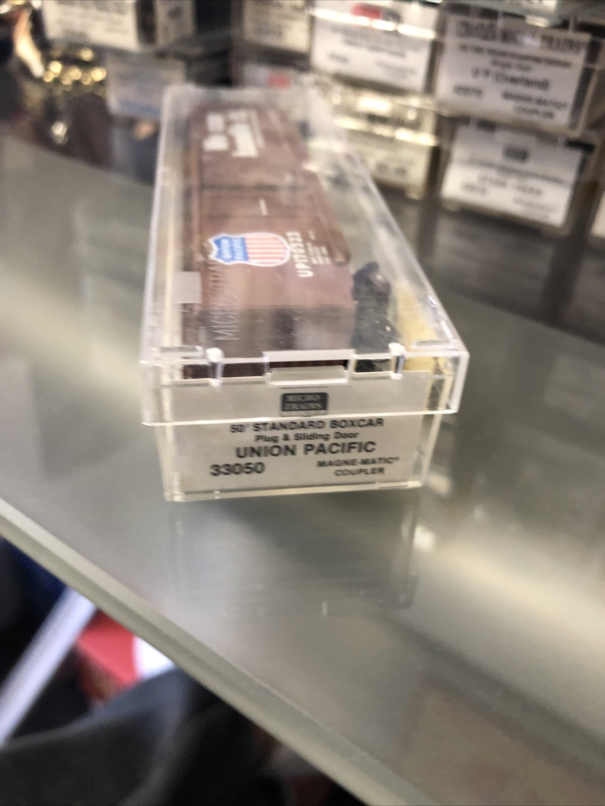MTL Micro Trains N Union Pacific 50' Standard Box Car Plug & Sliding Door 330502