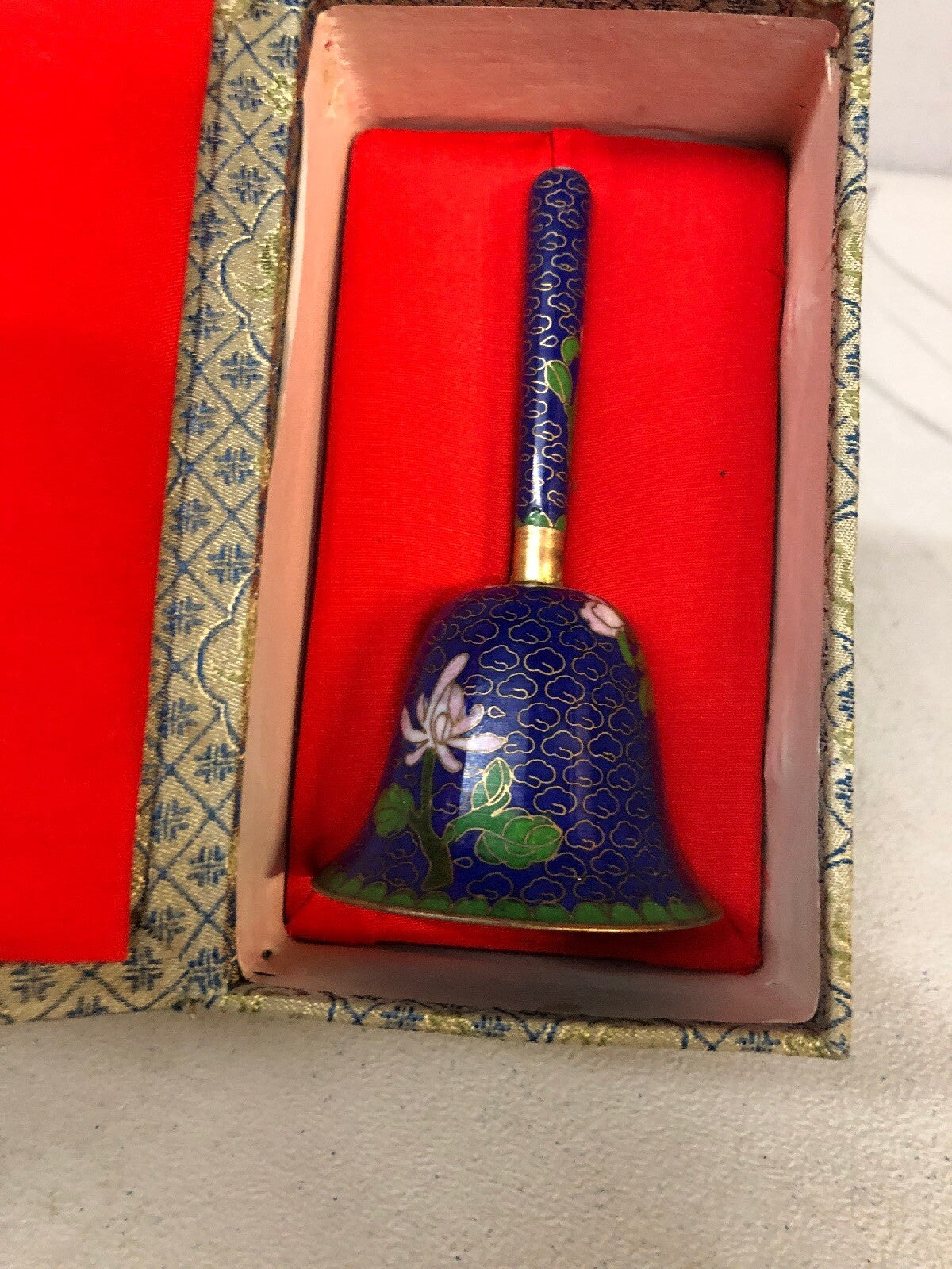 Vintage Chinese Cloisonné Bell ~ 4.5 inches tall~ Beautiful Sound3