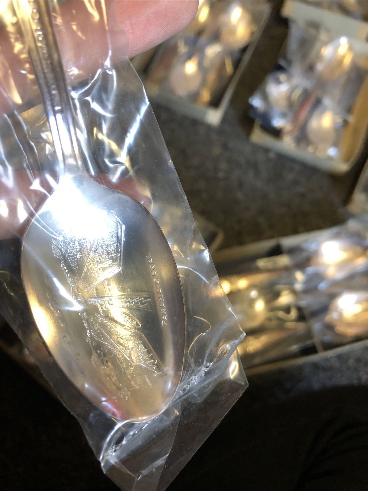 Lot Of 33 Commemorative Vintage Silverplate Spoons Various US Presidents-9