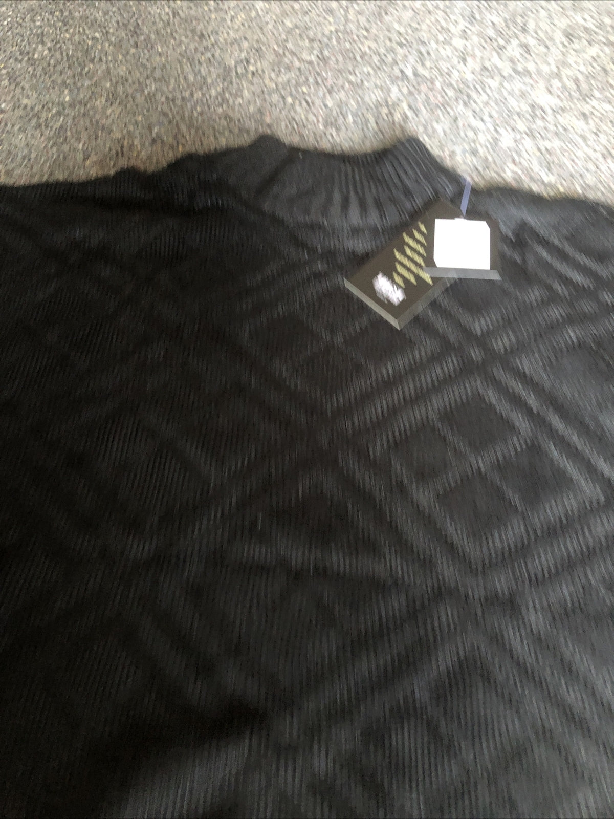 Vintage 90’s NOS Trust Brand - Black Turtle Neck Sweater Size 2XL3
