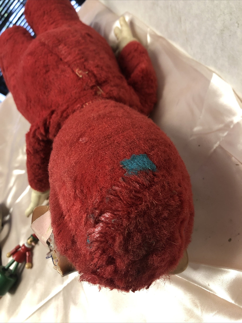 Vintage 1958 HUCKLEBERRY HOUND Plush Stuffed Toy Ear Is Torn3