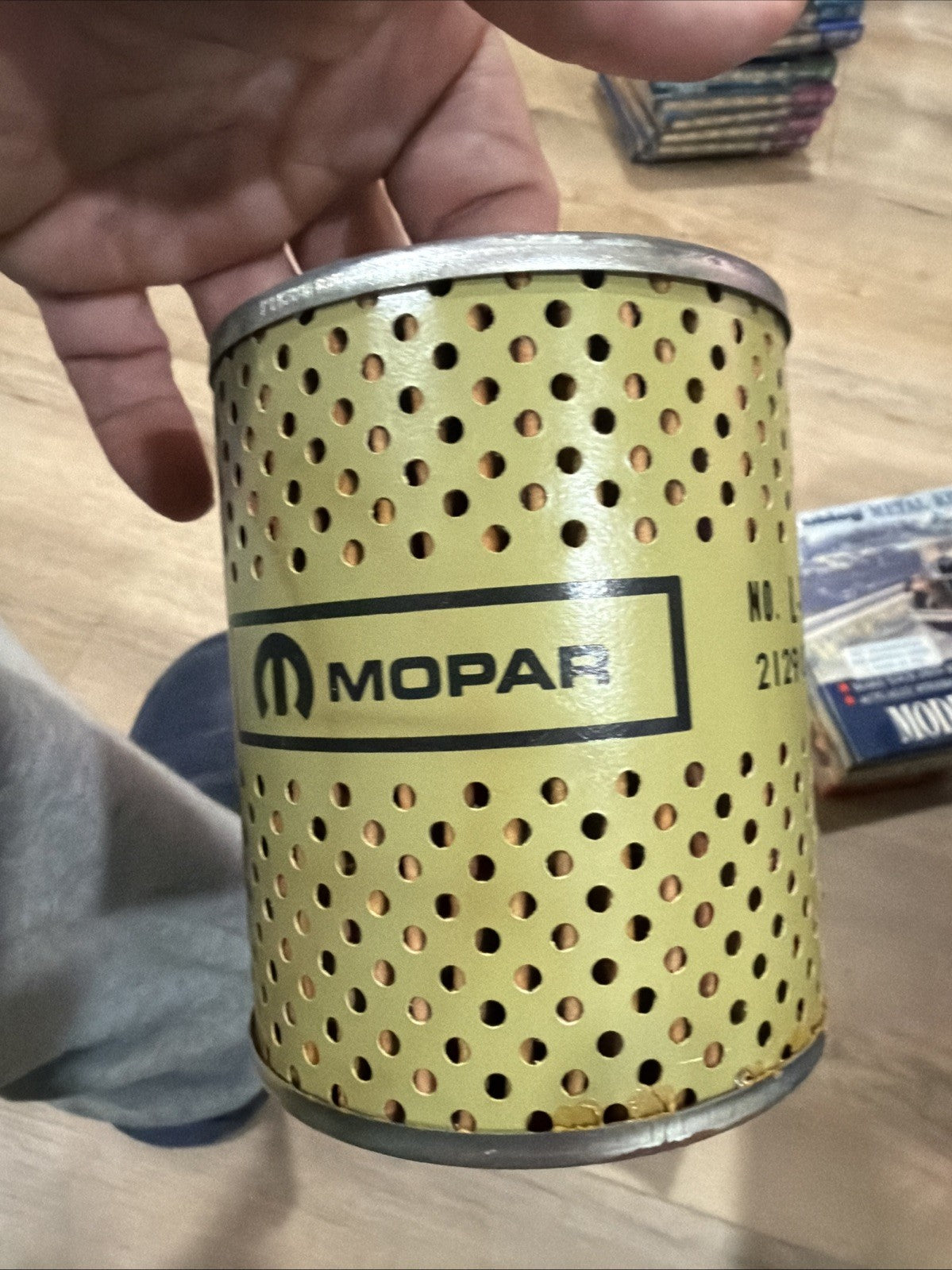 NOS Vtg Oil Filter Element Mopar L-71 21290233