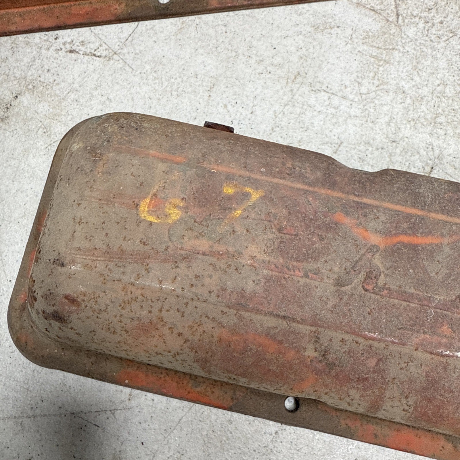 Chevrolet Smallblock OEM Script Valve Covers 1959-1967 ORANGE2