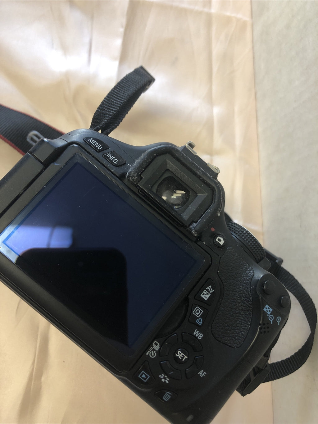 Canon EOS Rebel T3i 18-55mm 1:3.5-5.6 IS II Untested5