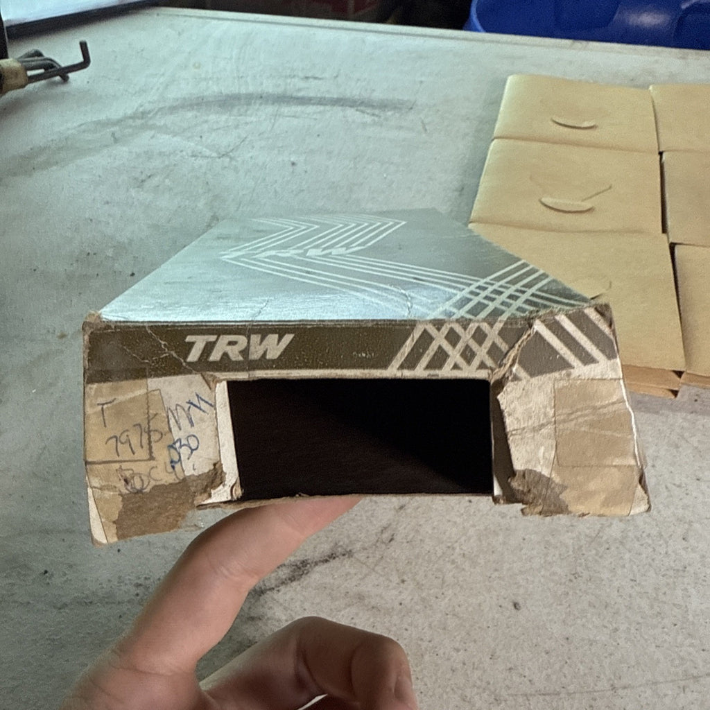NOS TRW RAMCO Piston Ring Set Chevrolet? 6 cyl Vintage SCTA Racing7