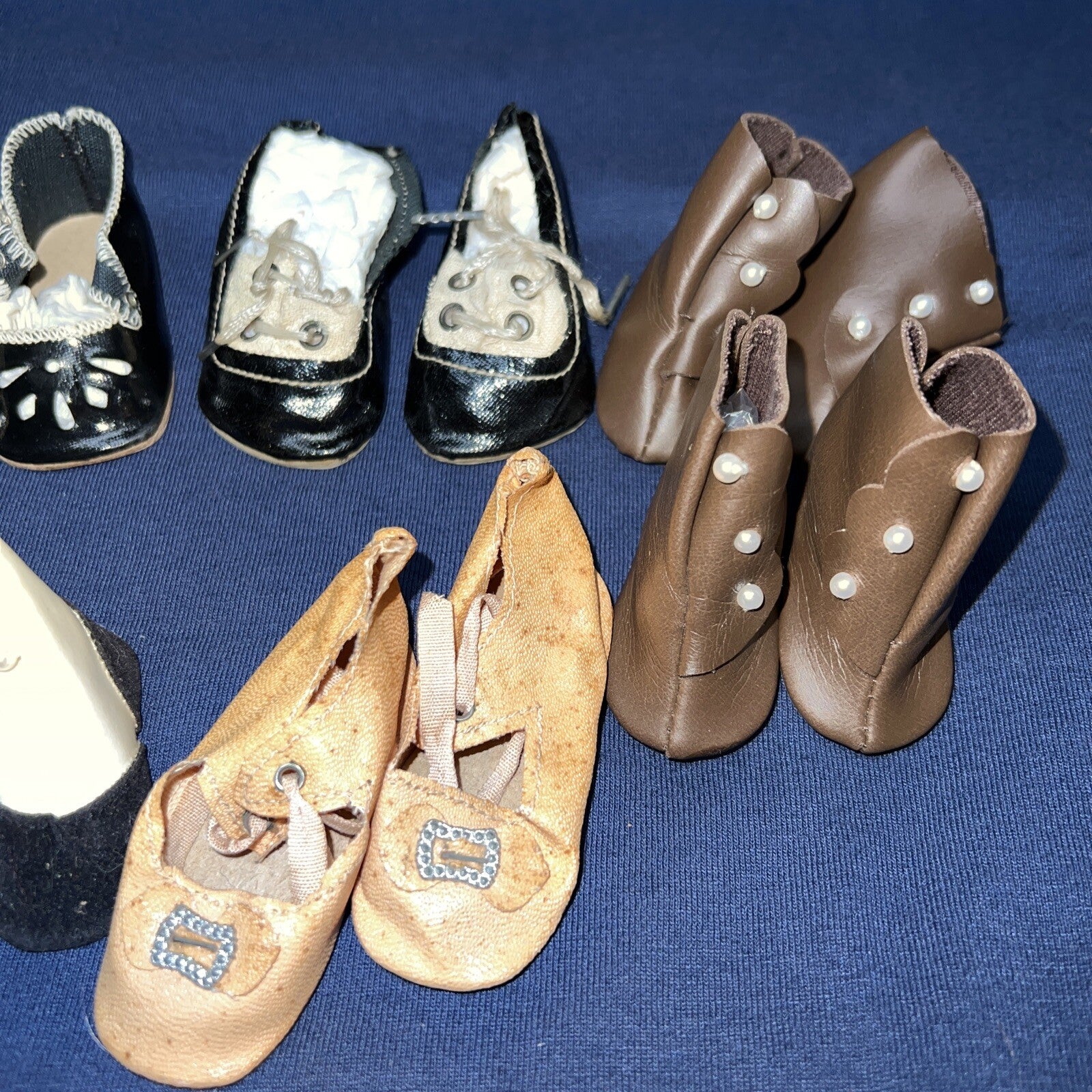 Lot of 6 Antique and Vintage Doll Shoes Unique Various Conditions Similar Sizes3