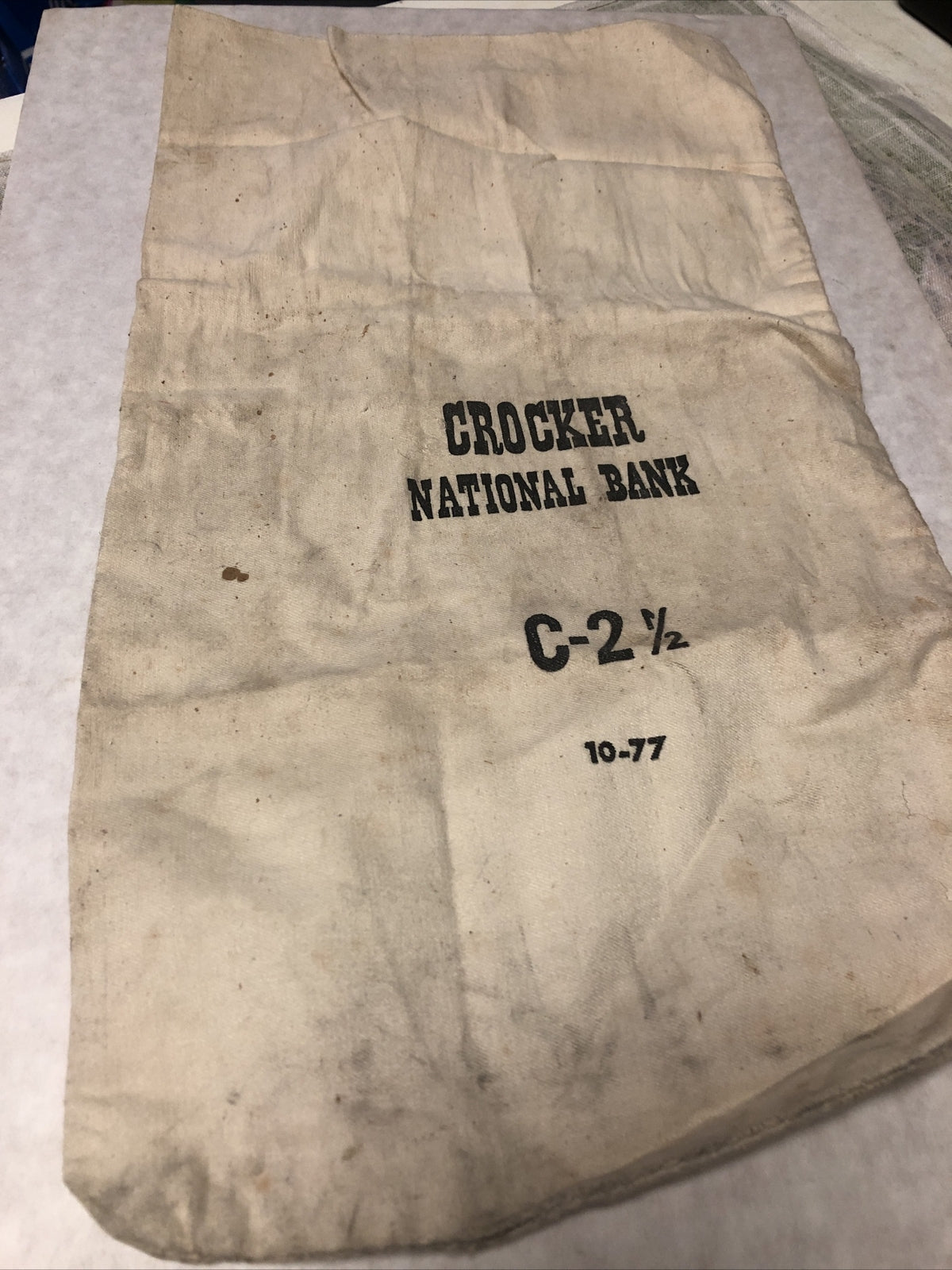 Vintage Crocker National Bank Coin Bag C-2 1/2 Money Bag1