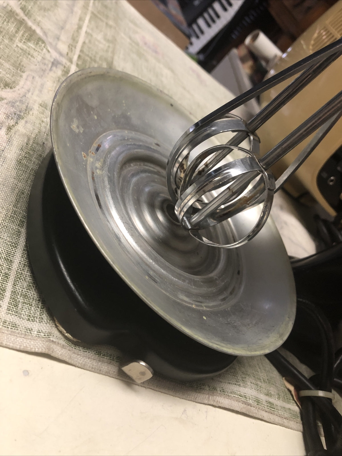 Vintage Hamilton Beach Model "D" Stand Mixer4