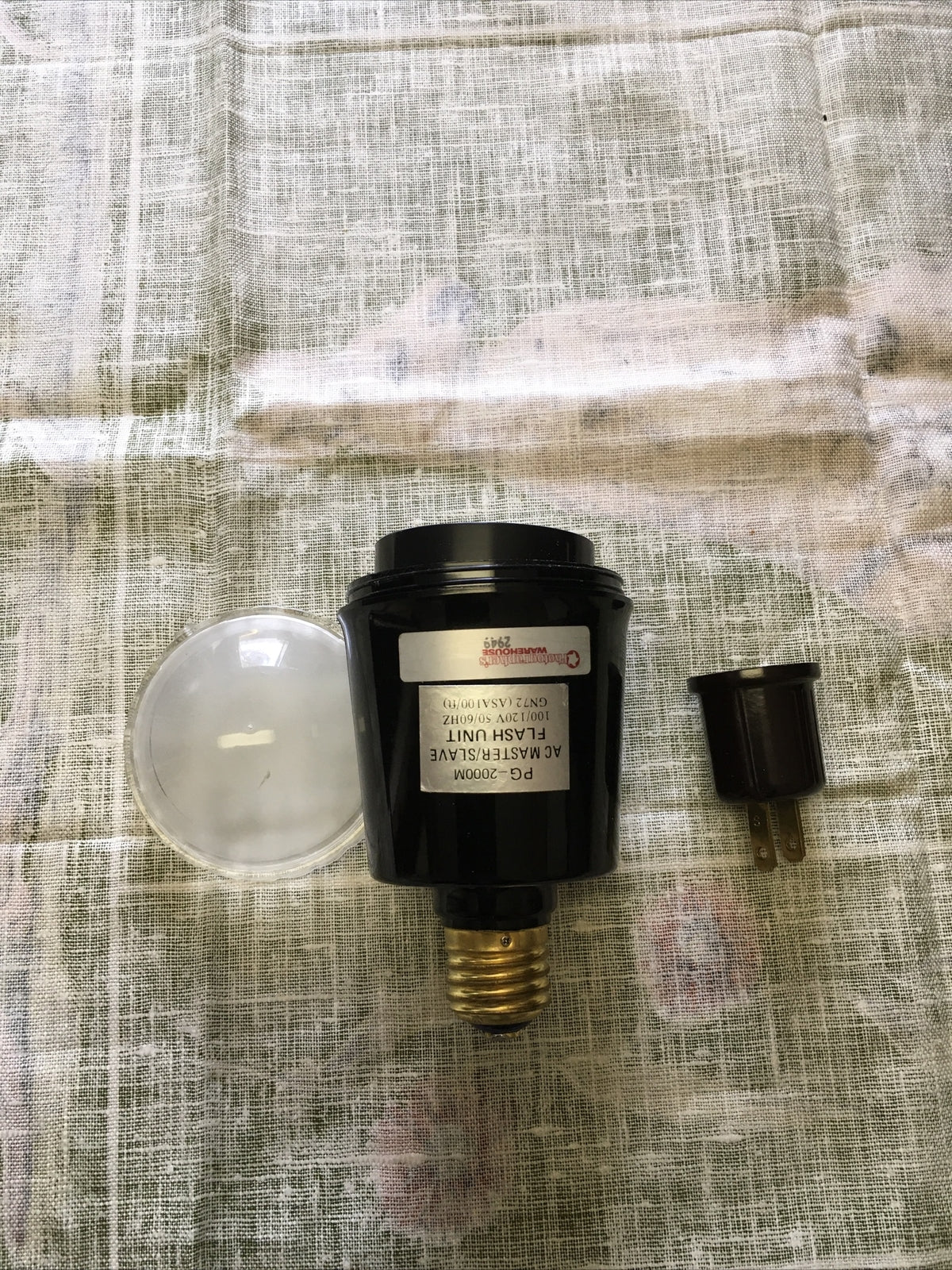 PG-2000M AC Master/Slave Flash Unit1
