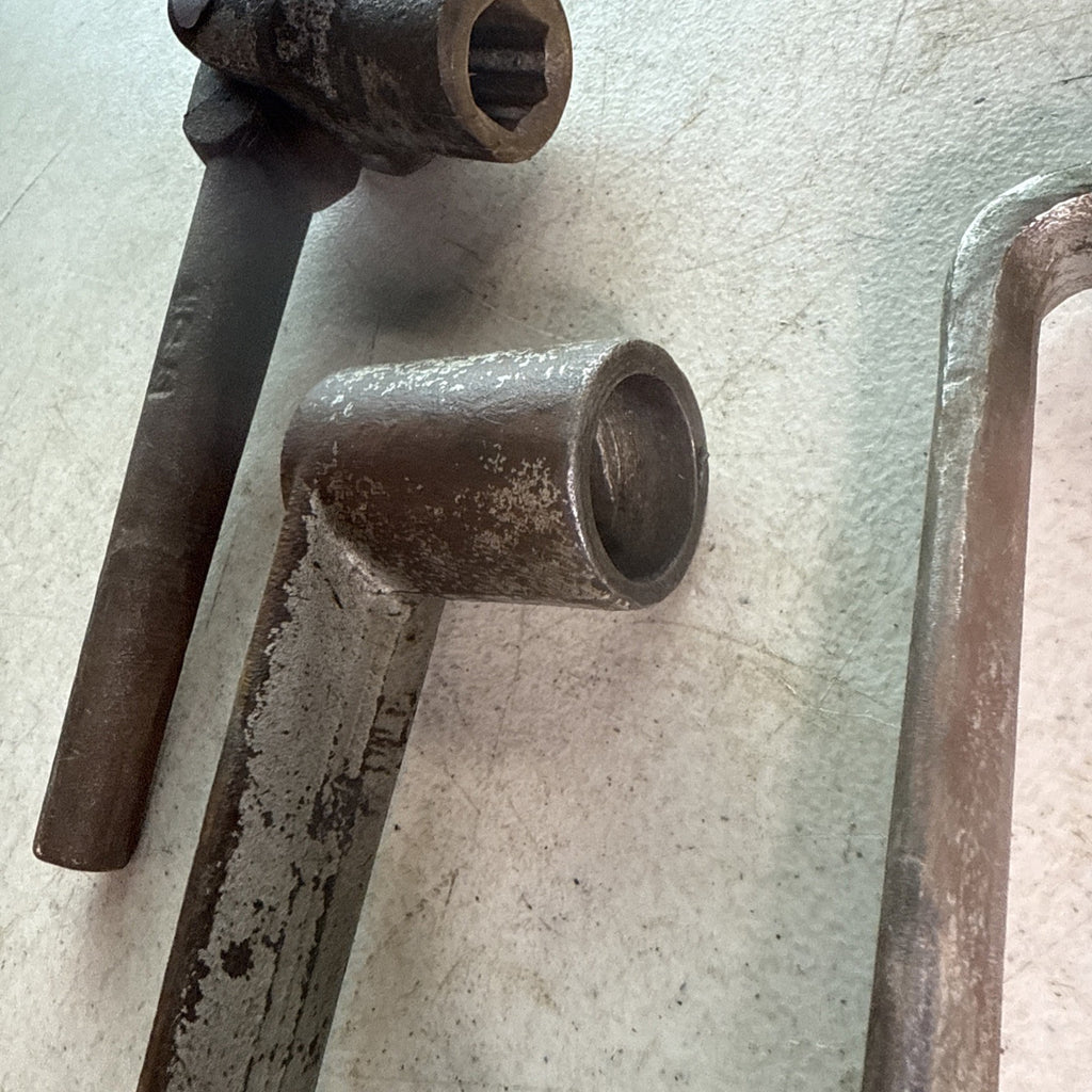 MACHINIST OkCbA LATHE MILL Machinist Balcrank Kurt Vise Handle Hand Crank Lot3