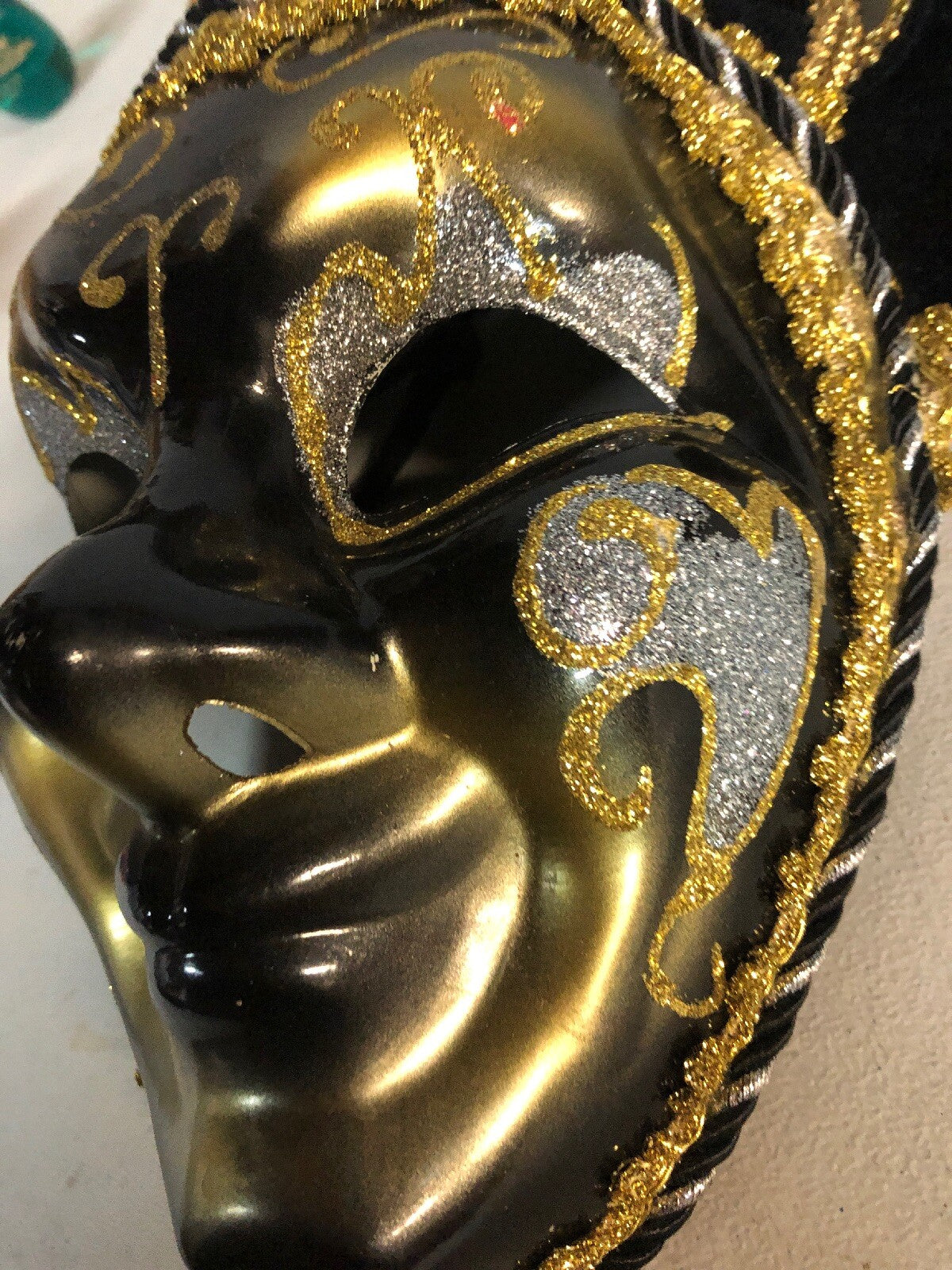 Black mardi gras mask and Gold mardi gras mask, Tie Up Lace In The Back2