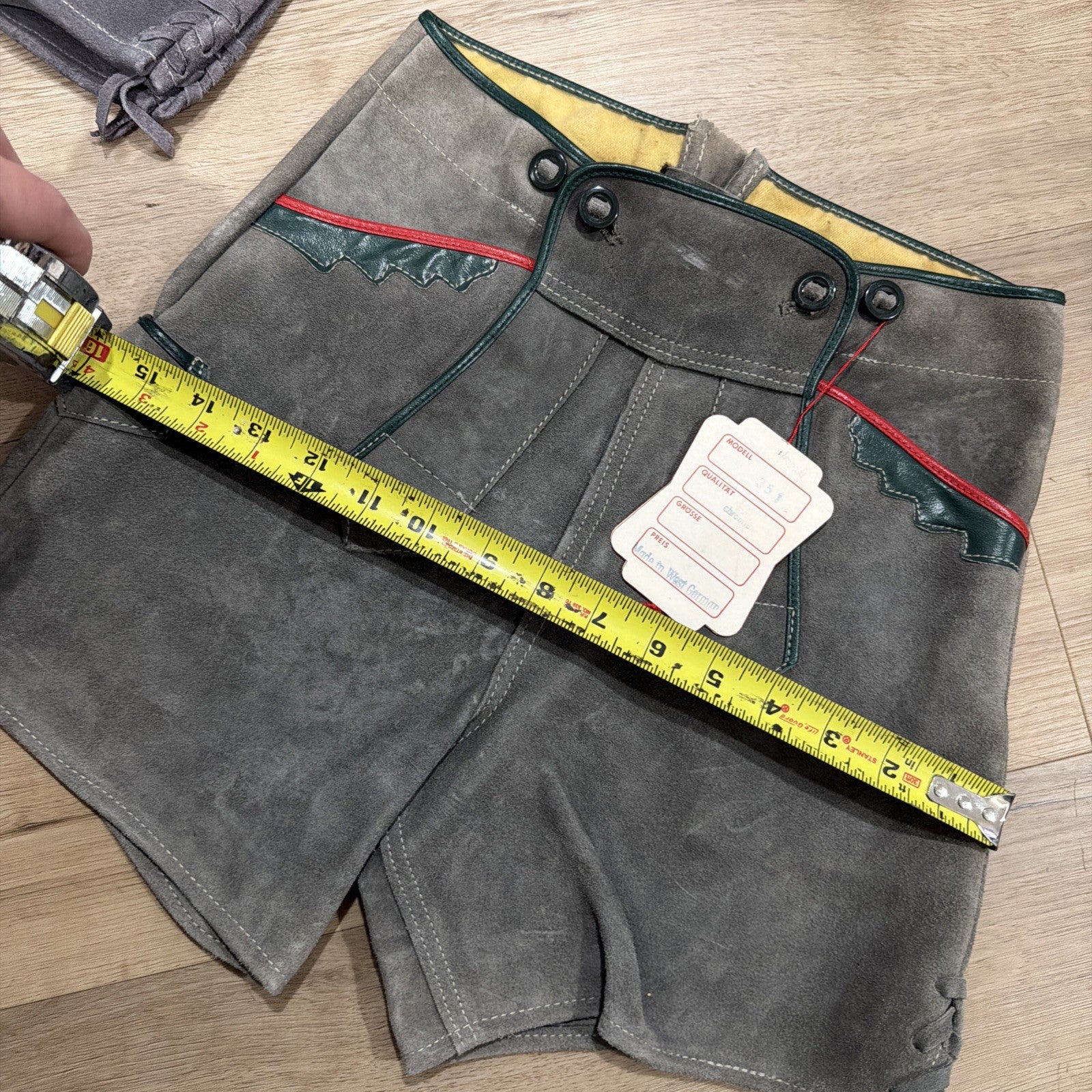VINTAGE GERMAN LEDERHOSEN  GRAY SUEDE  LEATHER OKTOBERFEST FESTIVAL Women Men??7
