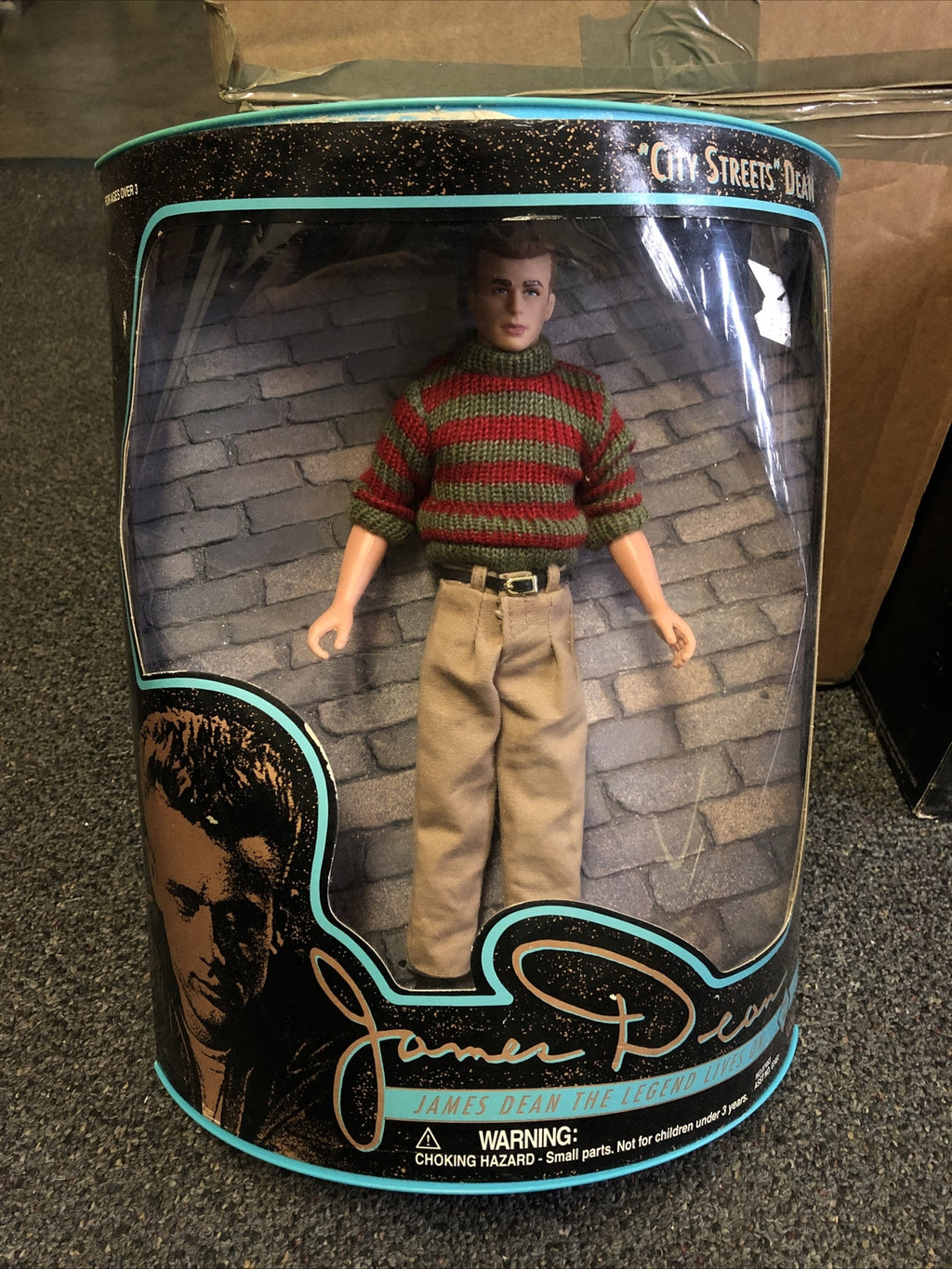 JAMES DEAN DOLL "CITY STREETS DEAN" NUMBER 2 NEW IN BOX0