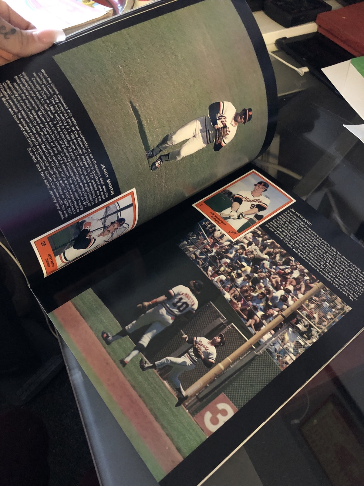 1981 SAN FRANCISCO GIANTS Official Yearbook FRANK ROBINSON Joe MORGAN Jack CLARK2