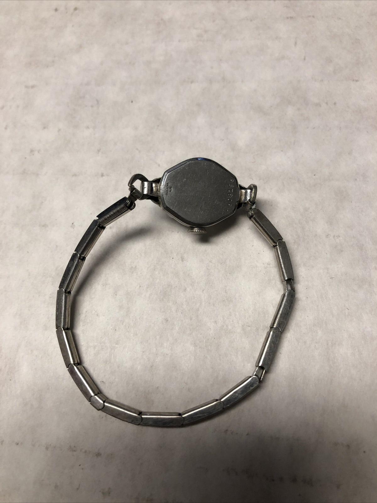 Vintage Bulova Women’s Watch Stretchy Band Not Running For Parts Or Repair2
