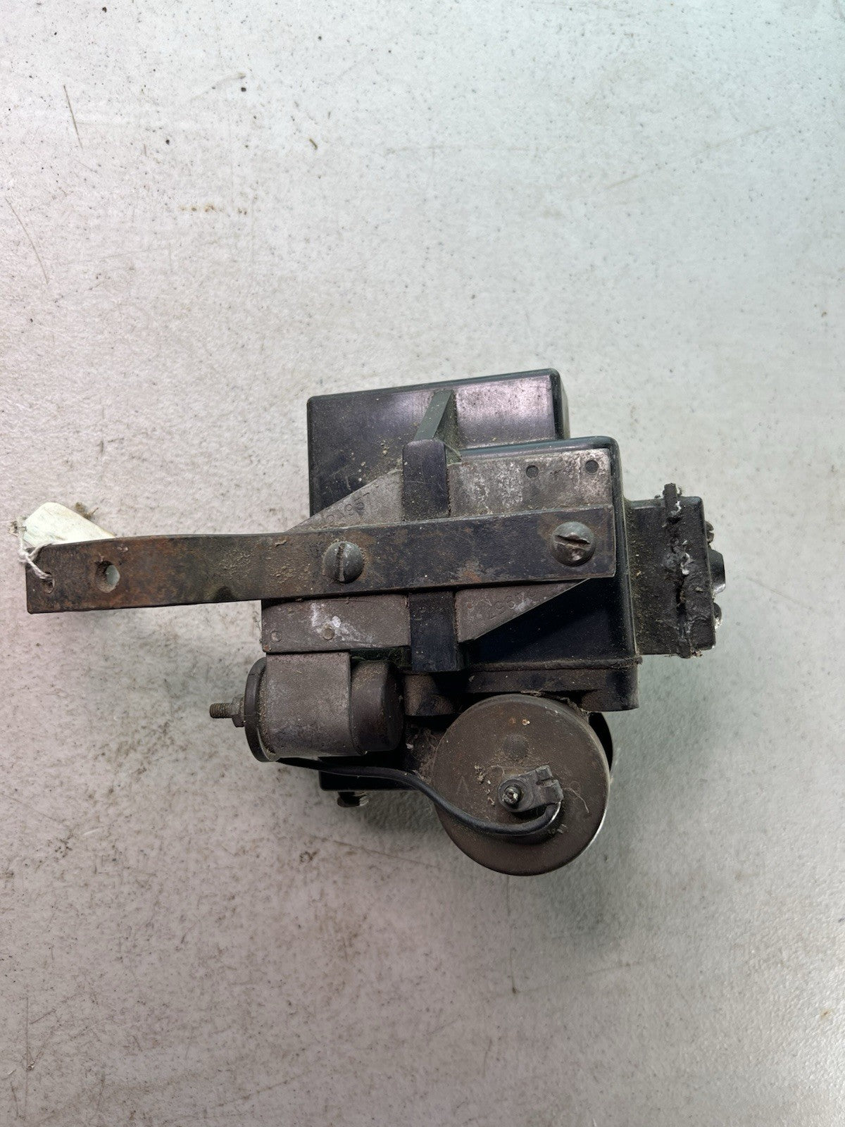 Vintage Magspark Magneto Ignition Switch by Mallory Electric Co0