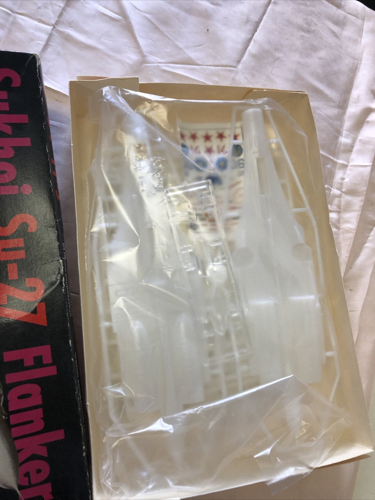 Vintage NAKOTNE 1/72 Sukhoi Su-27 Flanker Plastic Model Kit2
