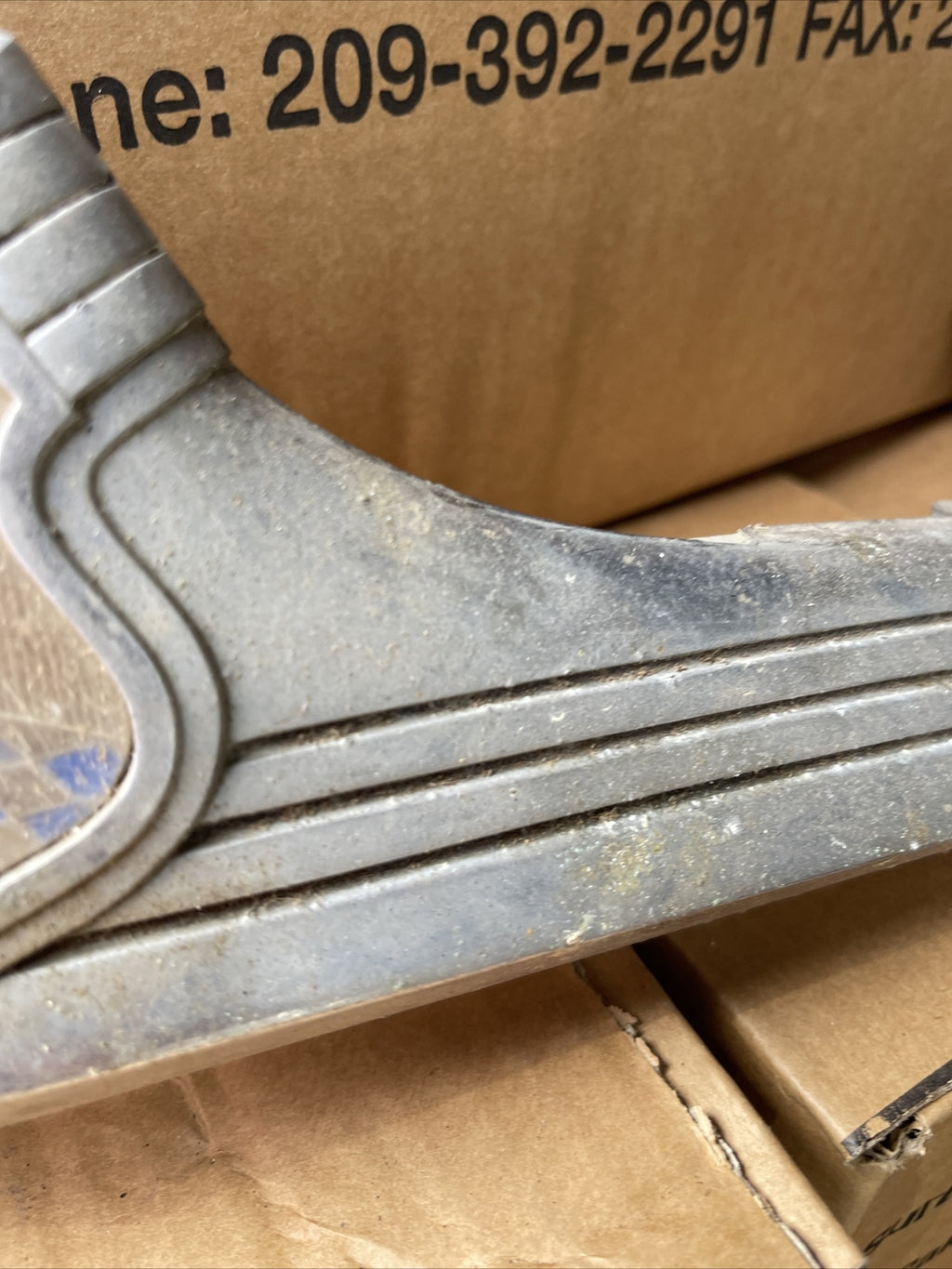 Rare - 1948 Buick Hood Emblem Chrome Trim Piece # 1336913 - Great Look2