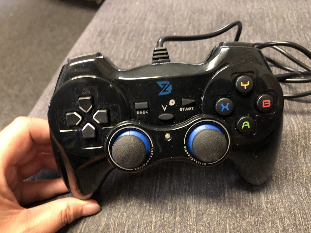 ZD-V108 UBS Wired Gaming Controller Gamepad For PC/Laptop Set Of 21