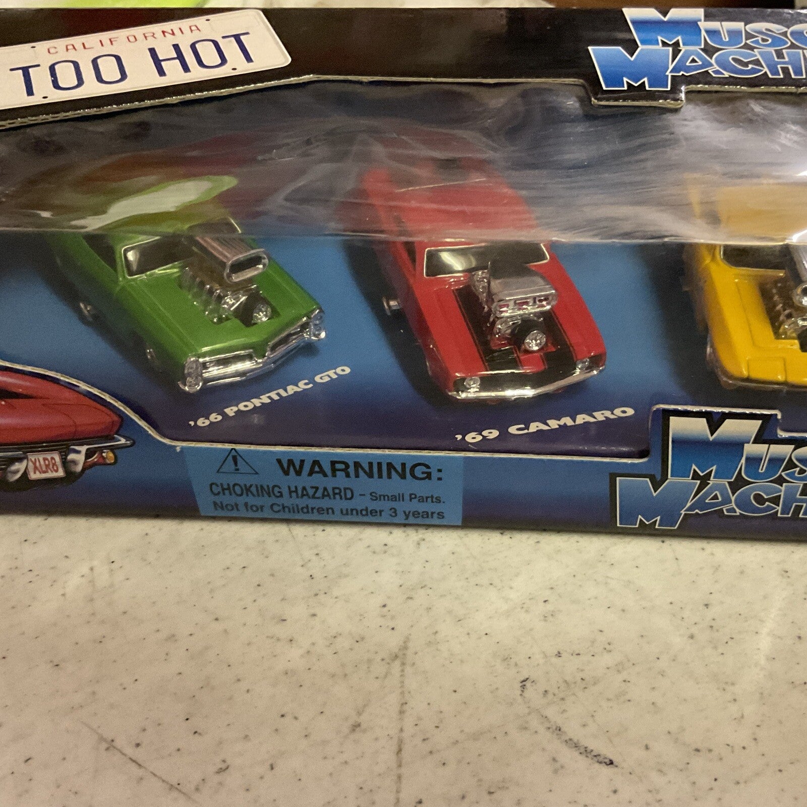 Muscle Machines California Too Hot 5 Car Set 1/64 Scale4