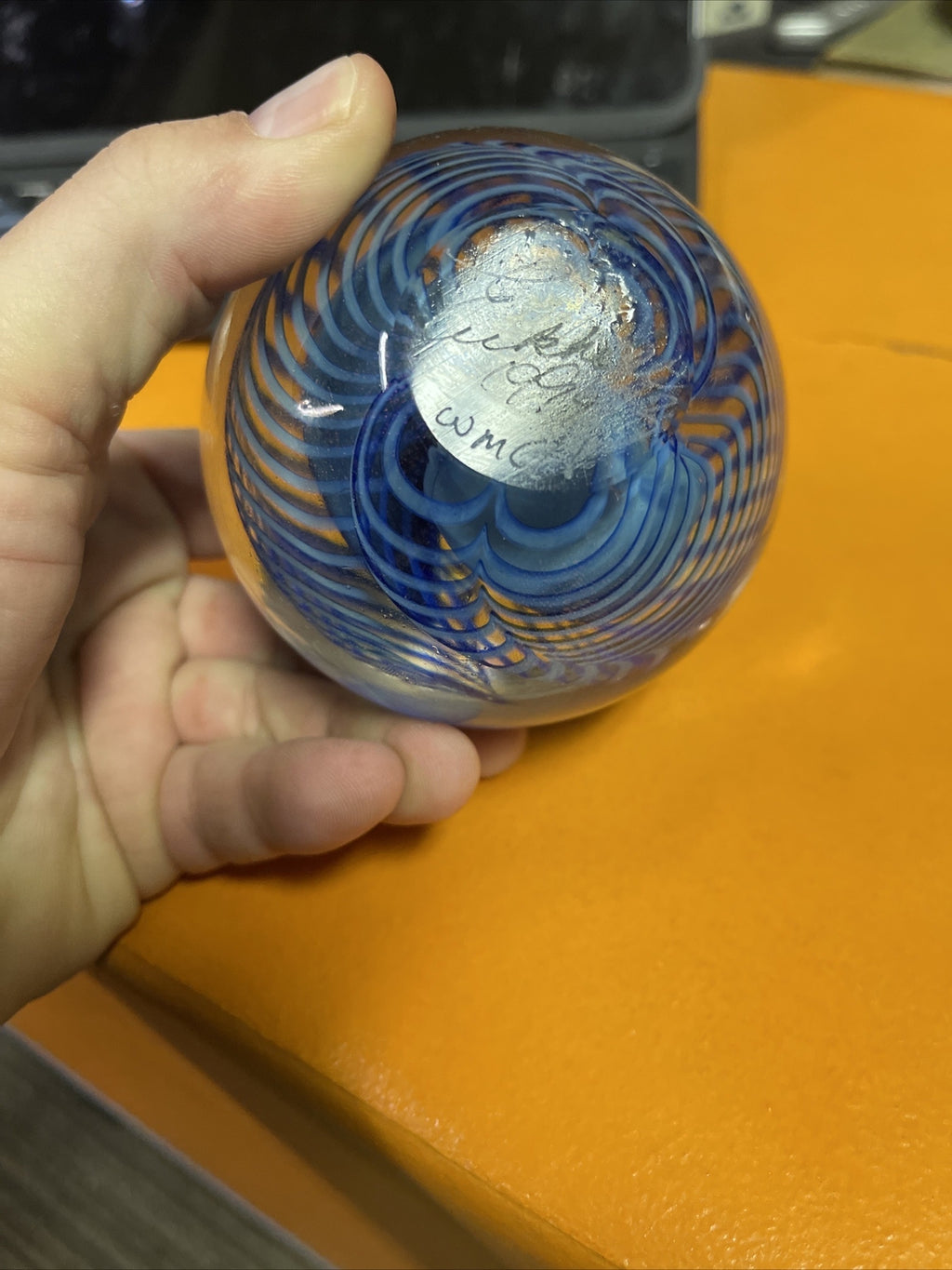 VTG. SIGNED EICKHOLT 1990  BLUE SWIRL DICHROIC ART GLASS PAPERWEIGHT WMCH5