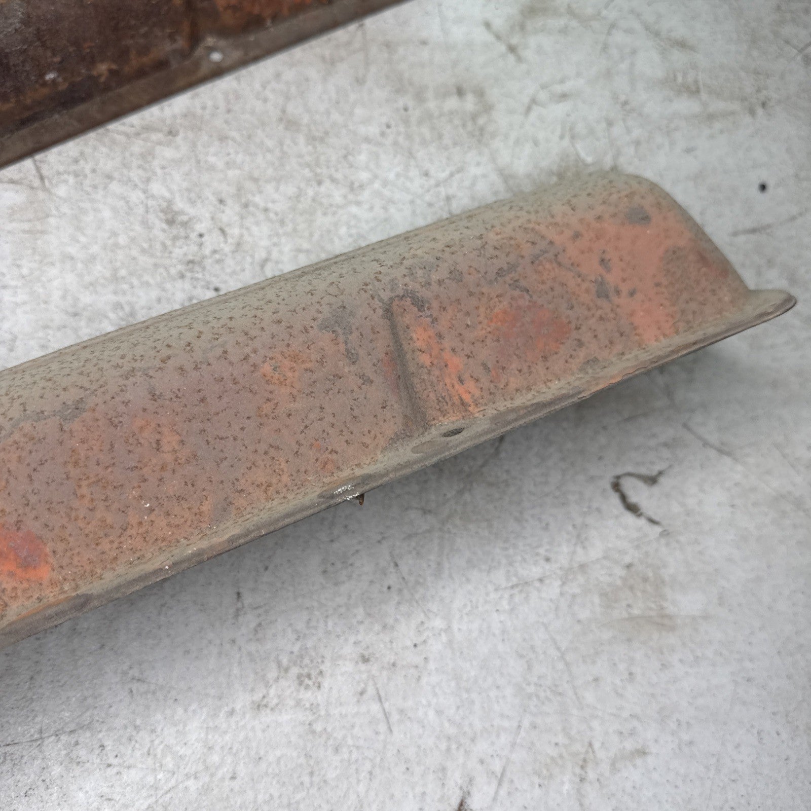 Chevrolet Smallblock OEM Script Valve Covers 1959-1967 ORANGE5