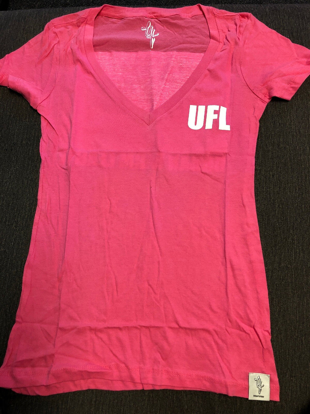 NWOT Urban FARM League Women’s V Neck  (L) Pink0