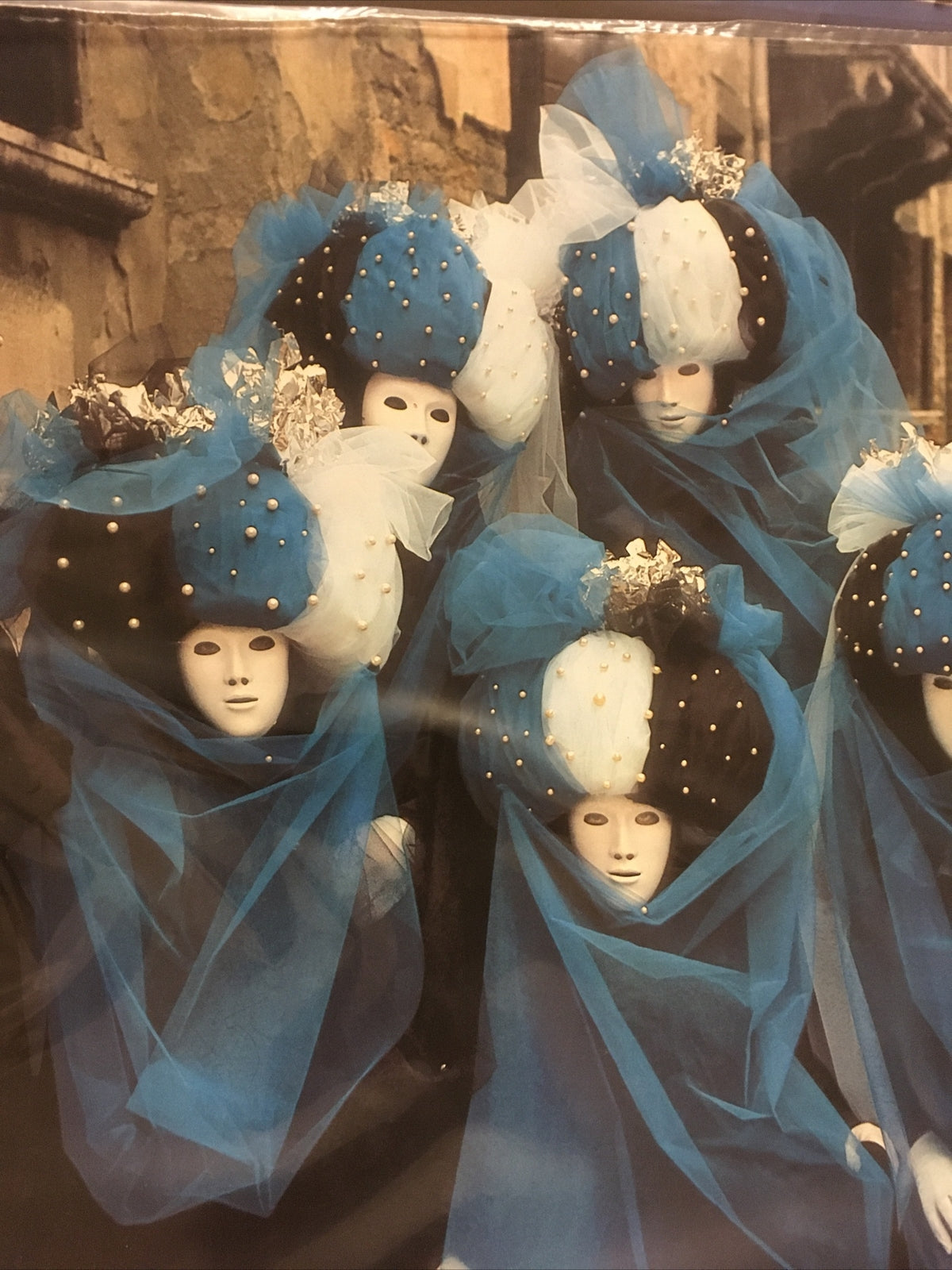 Classic Fulvio Roiter Photograph Italy maschere di carnevale Masked Women Signed6