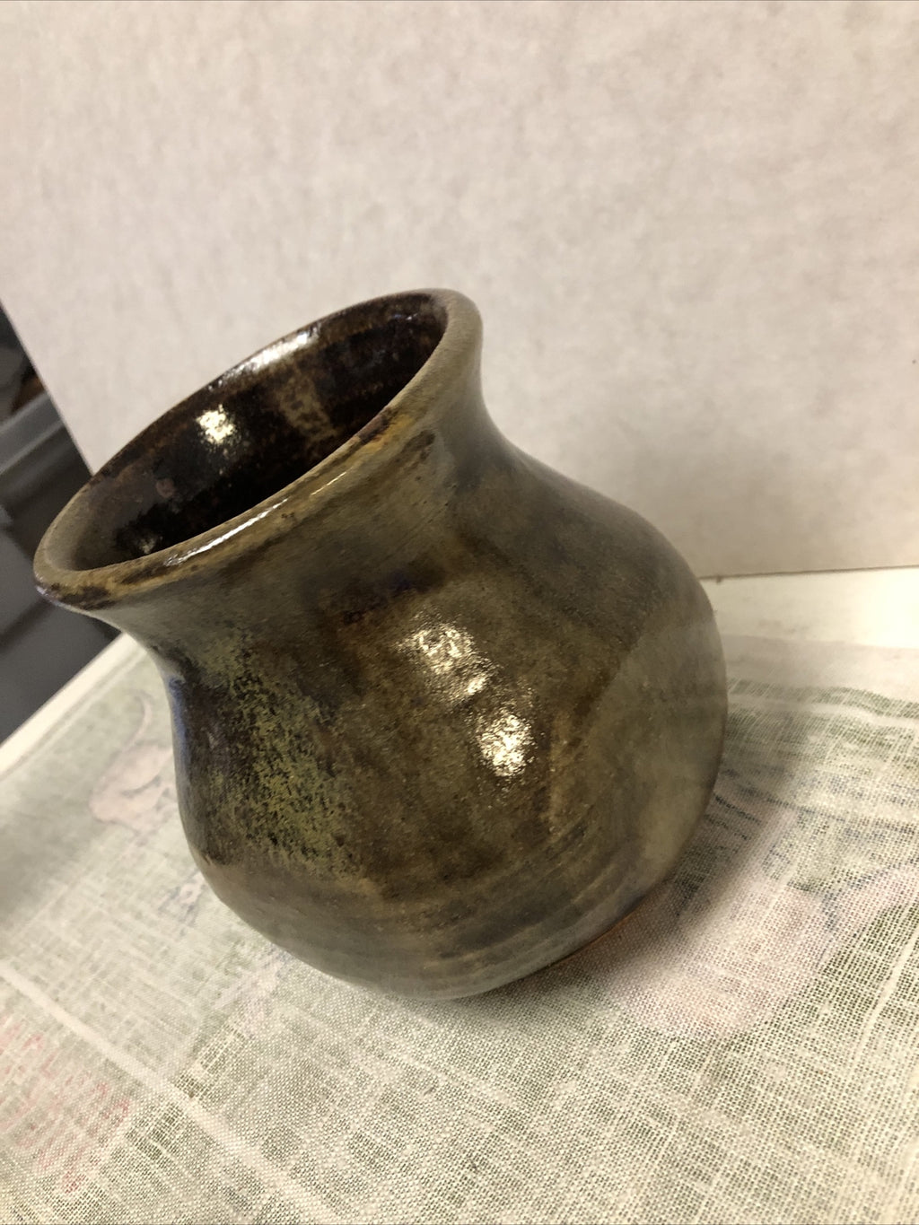 Vintage Pottery Vase Flower Pot 5.5”x4.5”2