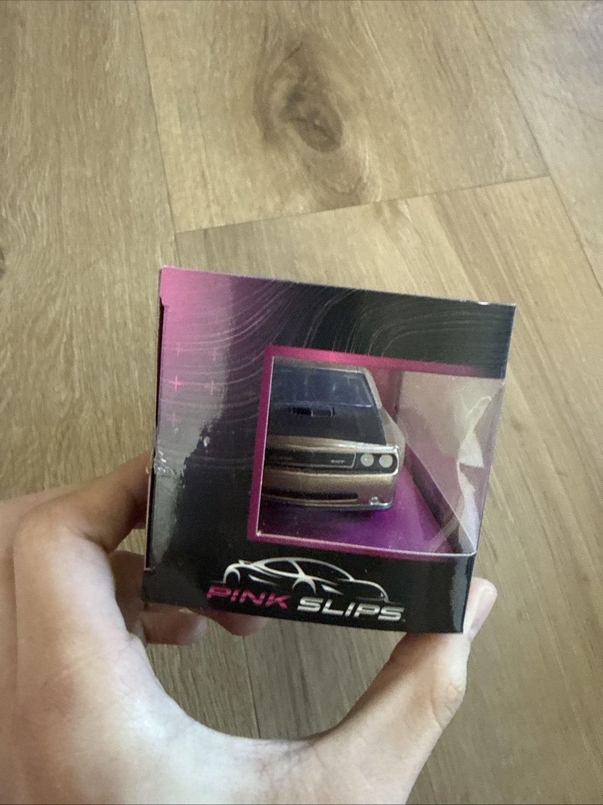 Pink Slips 2012 Dodge Challenger SRT8 Metallic Gold Diecast 1:64 Scale Jada3