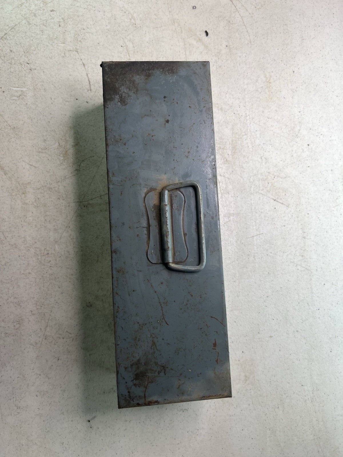 Vintage Sunnen Metal Toolbox Storage Case 13.5 “ Industrial Steel Organizer USA1