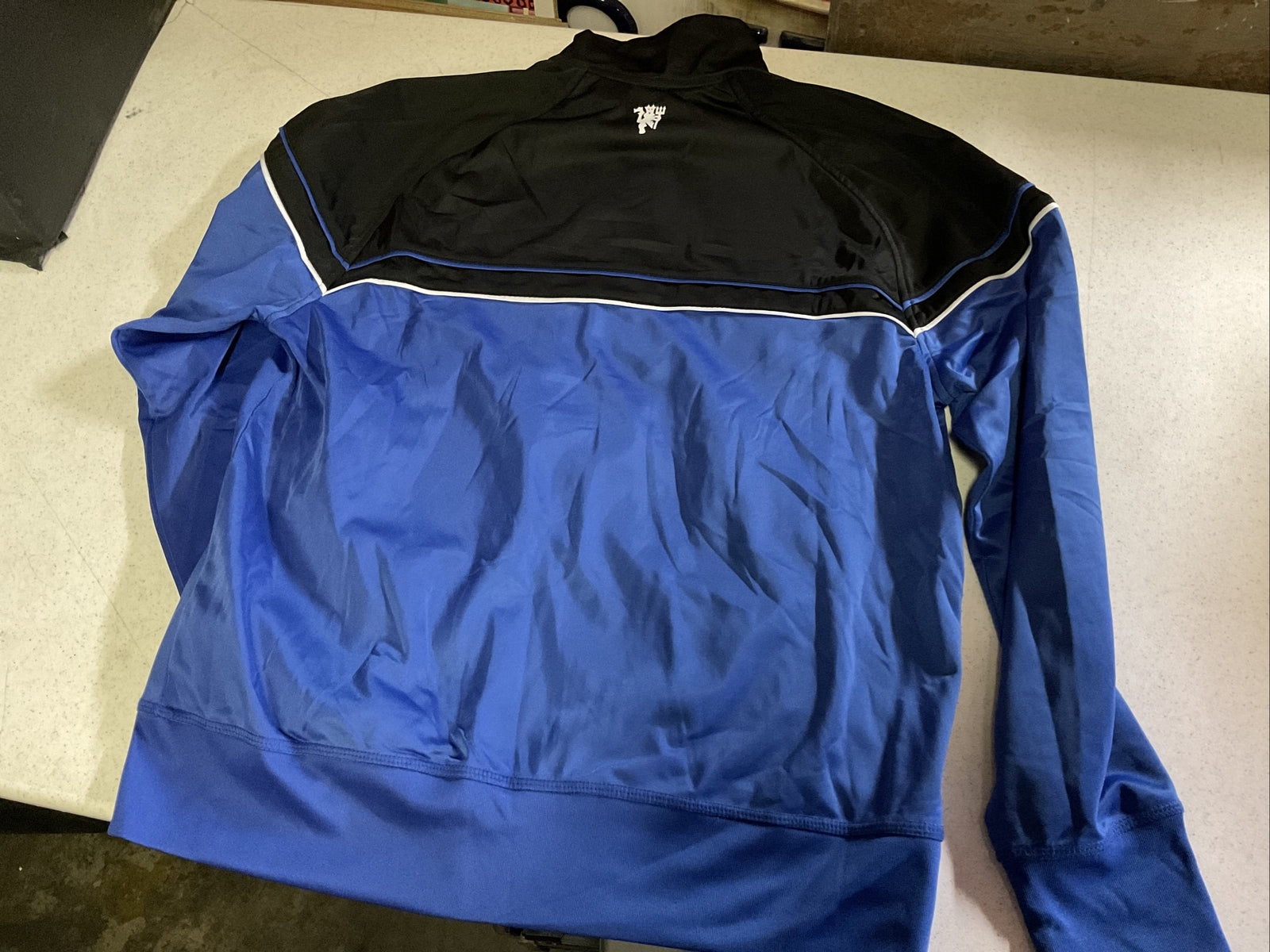 Manchester United Jacket Size Large5