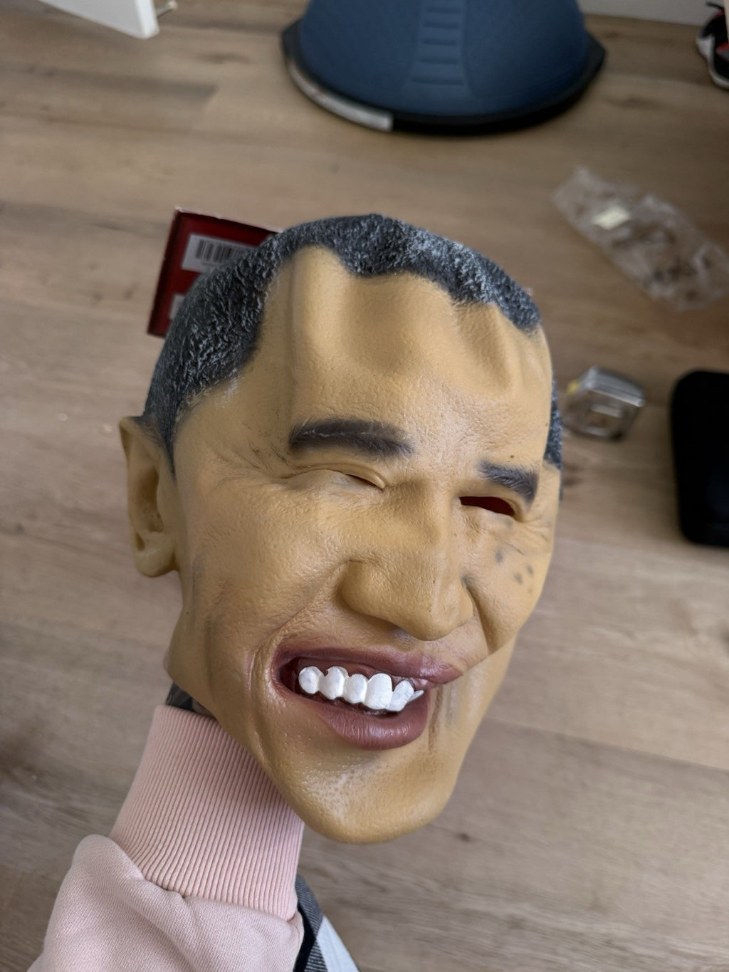 NWT Seasonal Visions Political Mask President  Barack Obama2